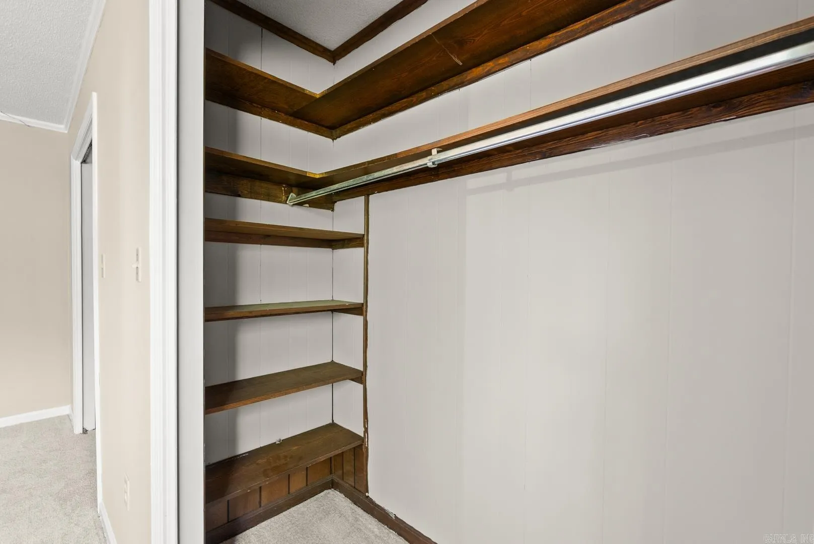 Property at 30  N broadview - Image 44