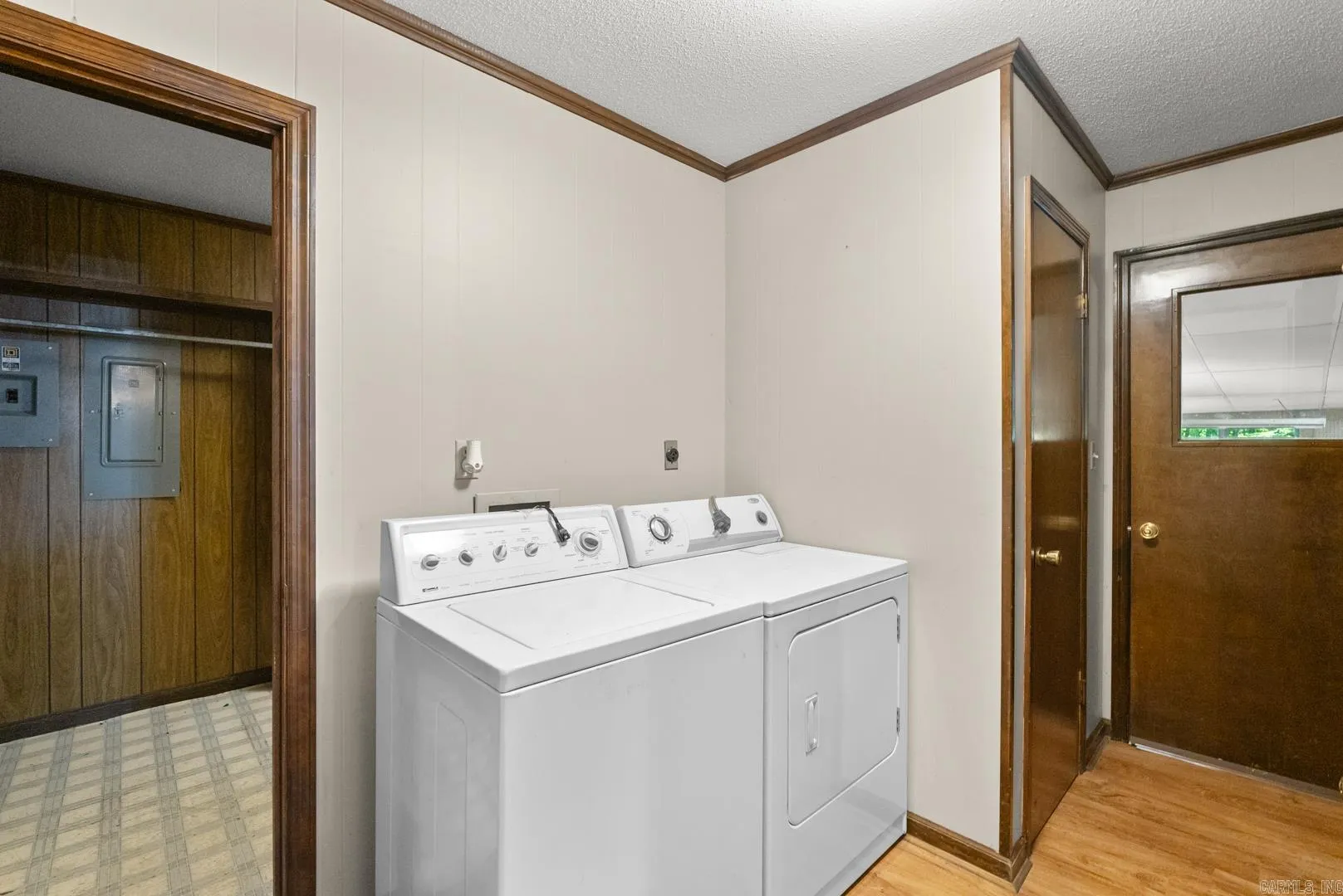 Property at 30  N broadview - Image 28