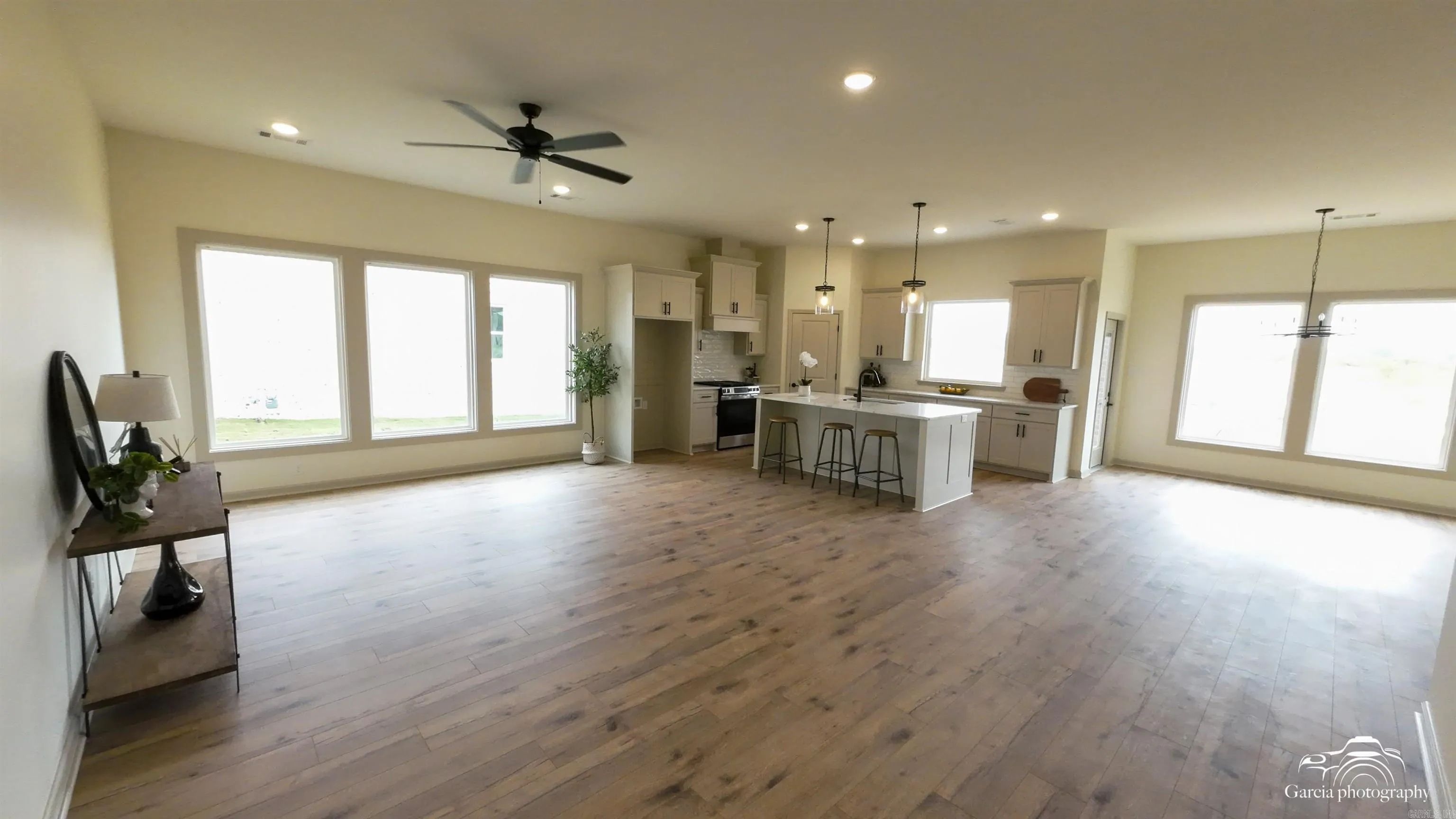 Property at 157  Kelton - Image 6