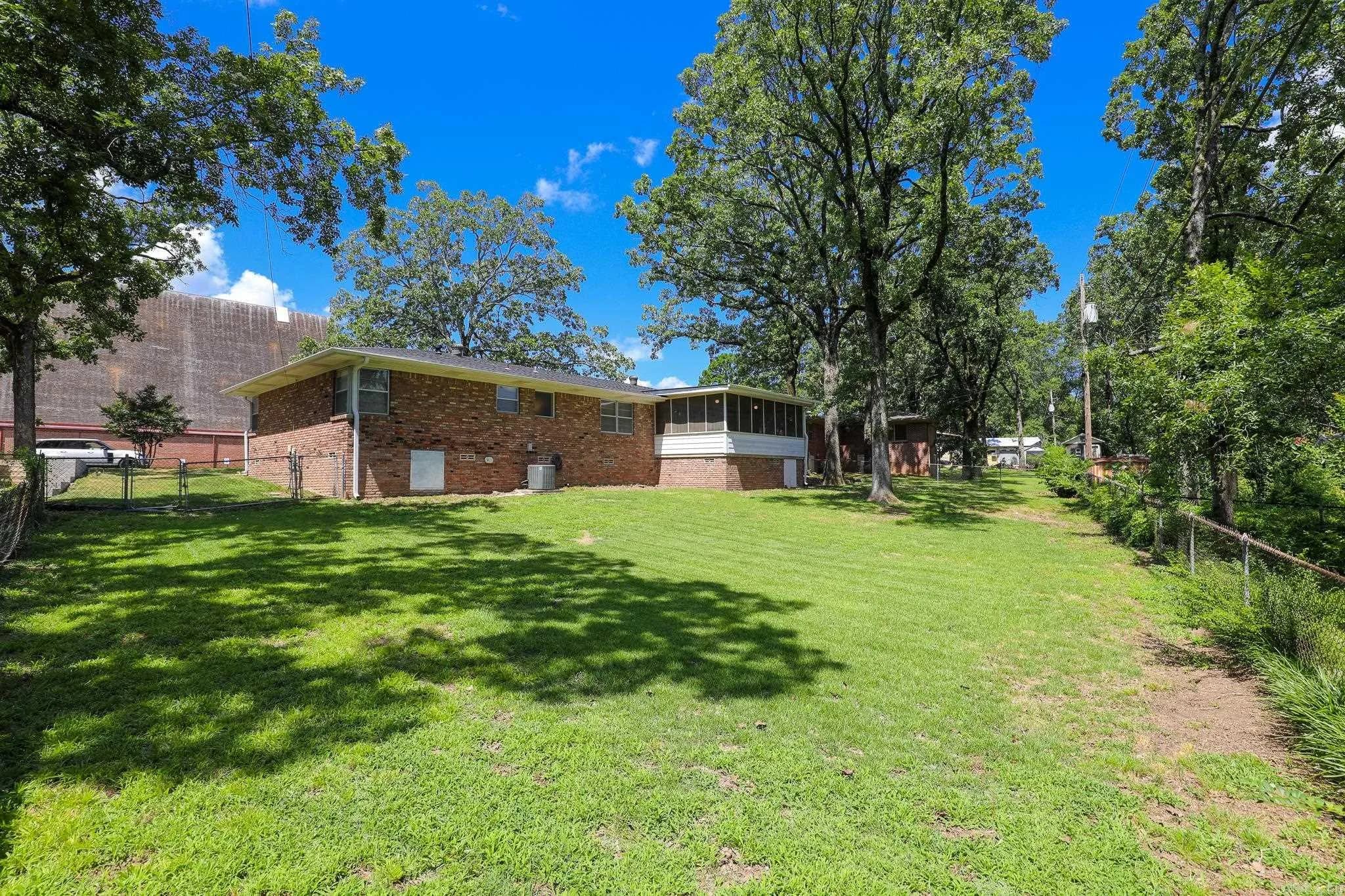 Property at 1913  Topf rd - Image 48