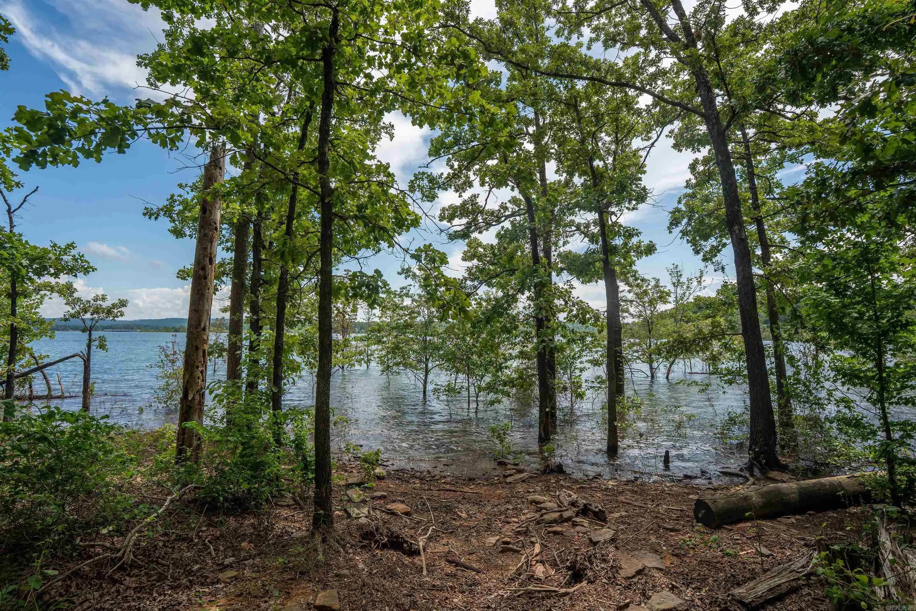 Property at 150  Island shores - Image 49
