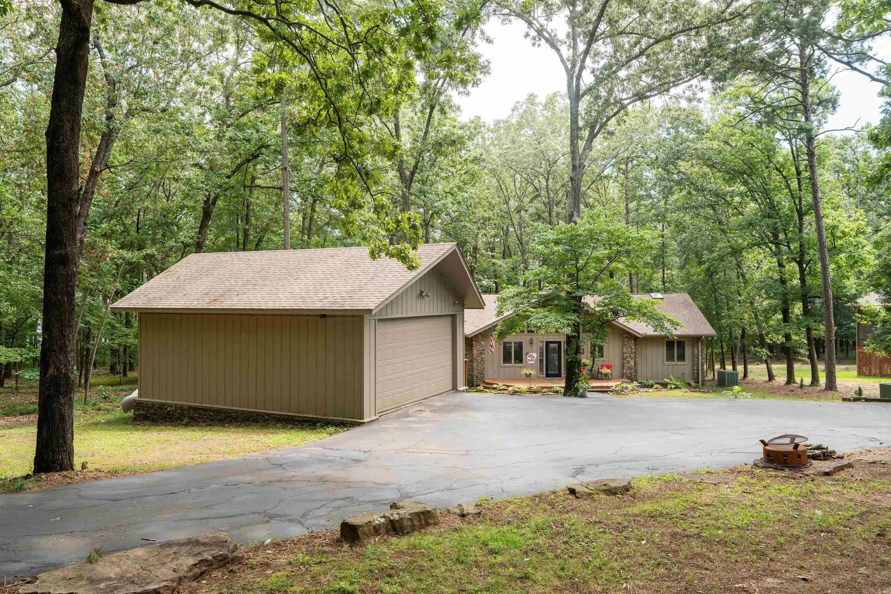 Property at 150  Island shores - Image 44