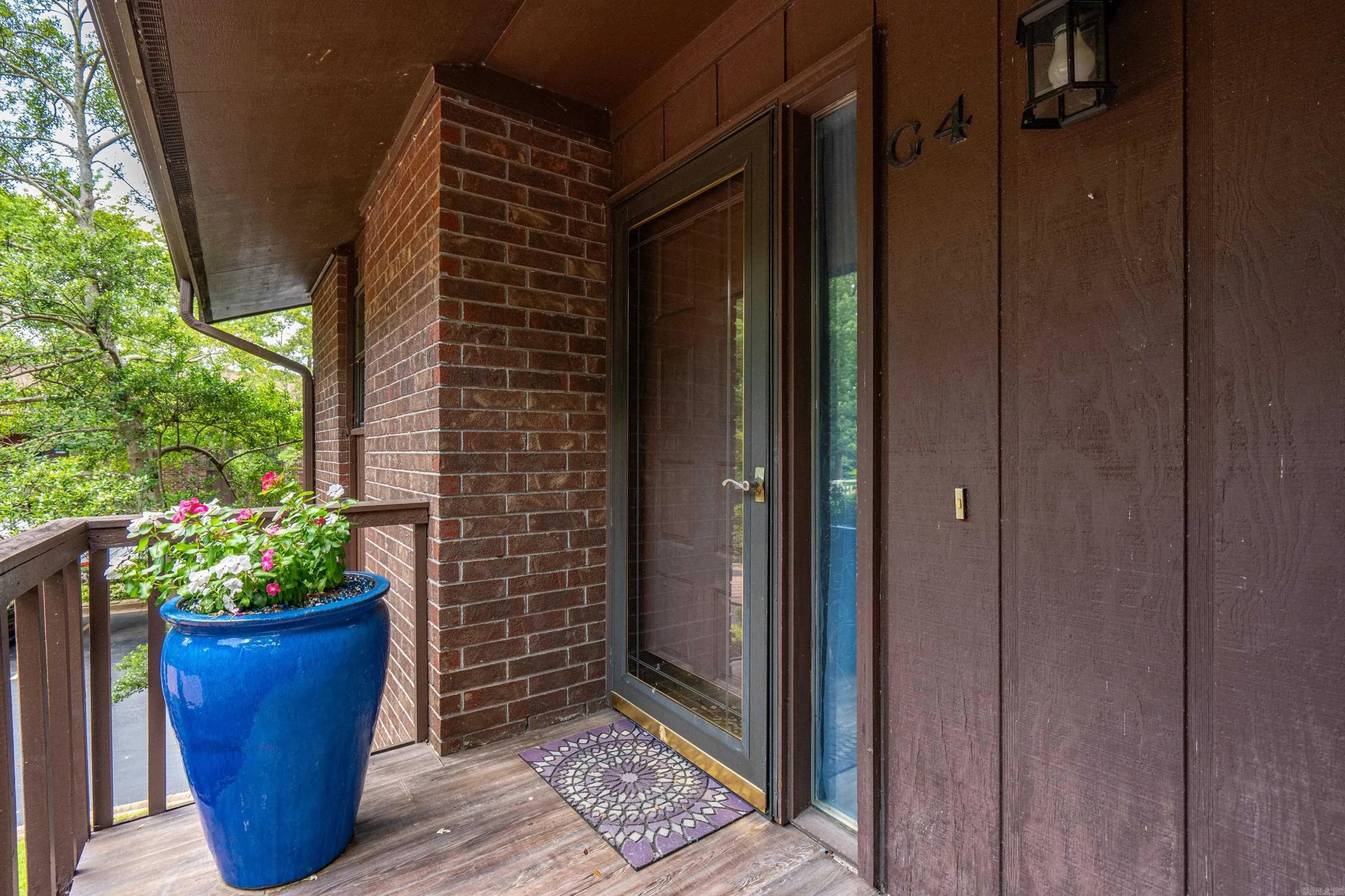 Property at 2315  Lakeshore, G4 - Image 1