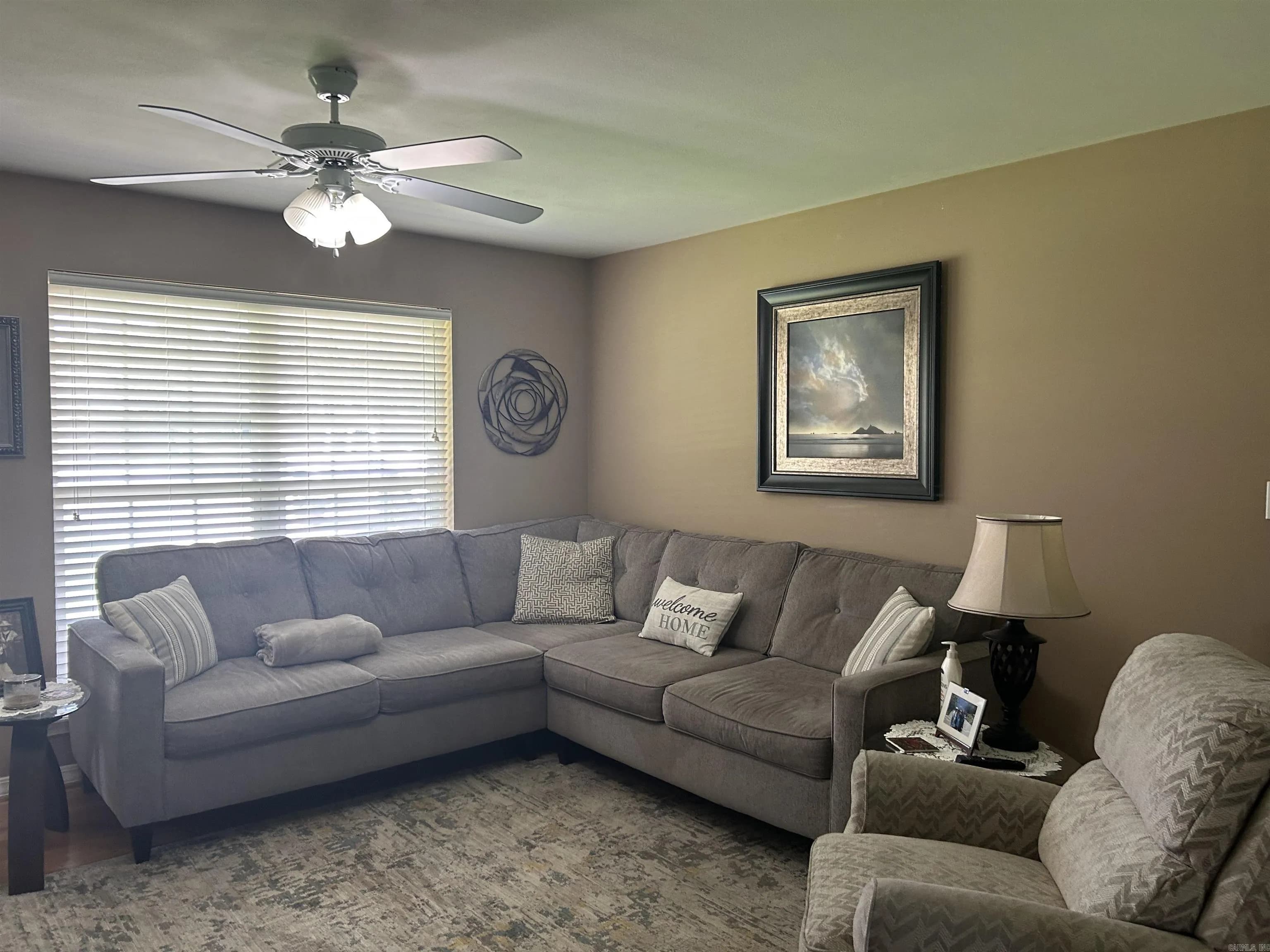 Property at 390  Maggie loop - Image 3