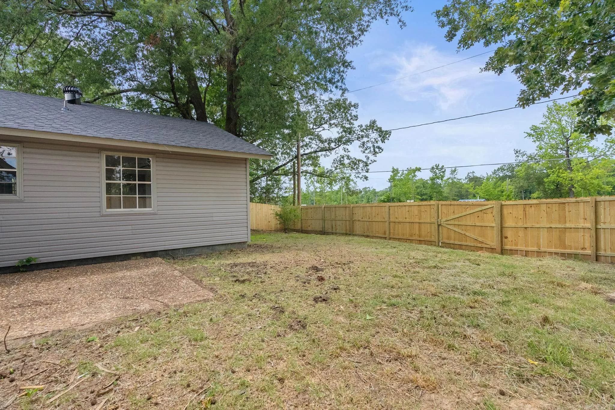 Property at 8203  Woodview - Image 28
