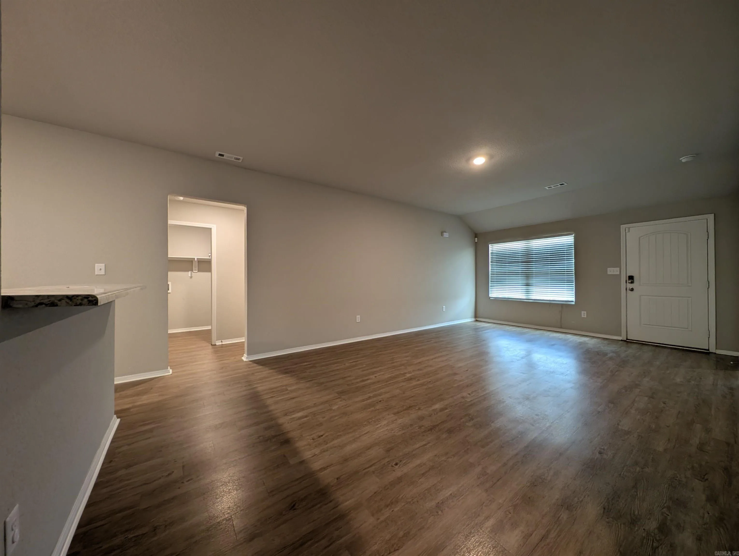 Property at 19  Sun drenched - Image 6