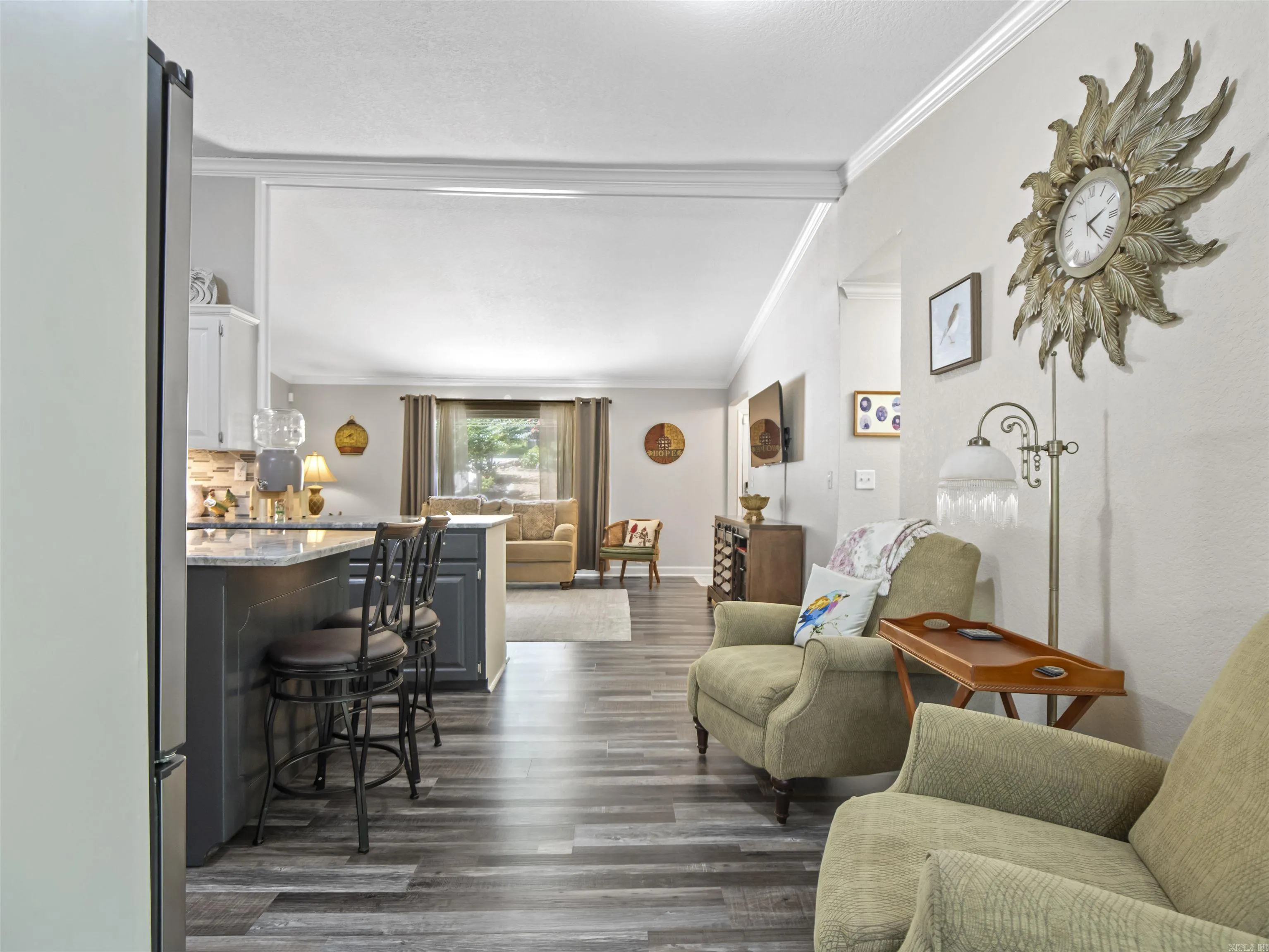 Property at 143  Arias - Image 16