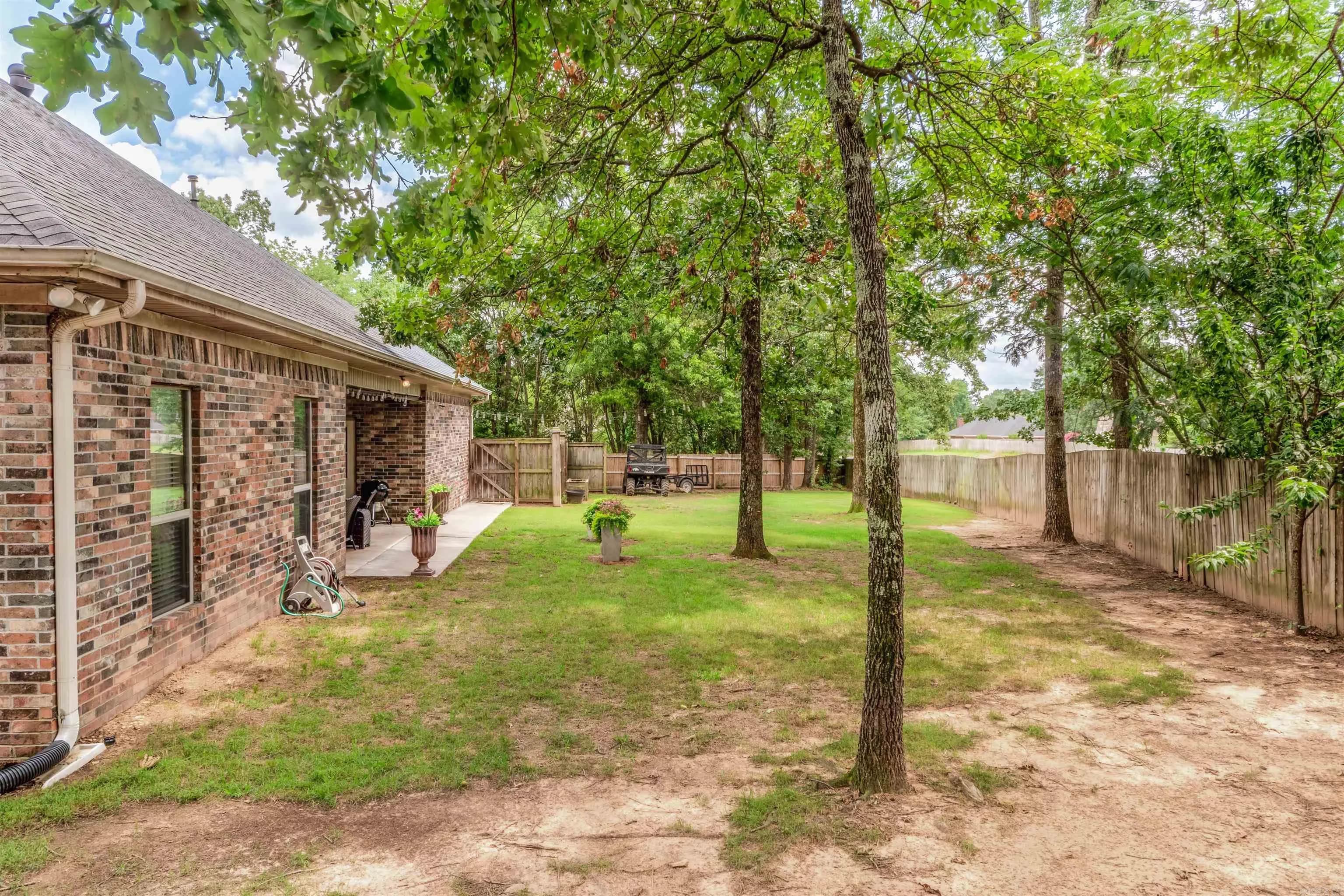 Property at 25  Southshore cove - Image 36