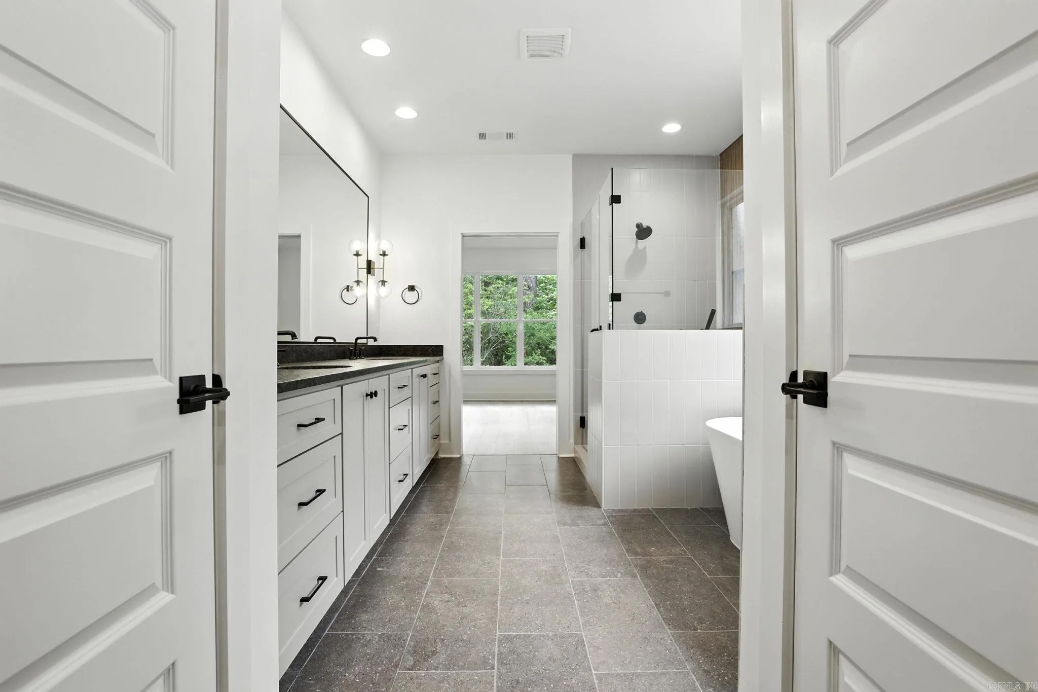 Property at 6  Woodlands park lane - Image 29