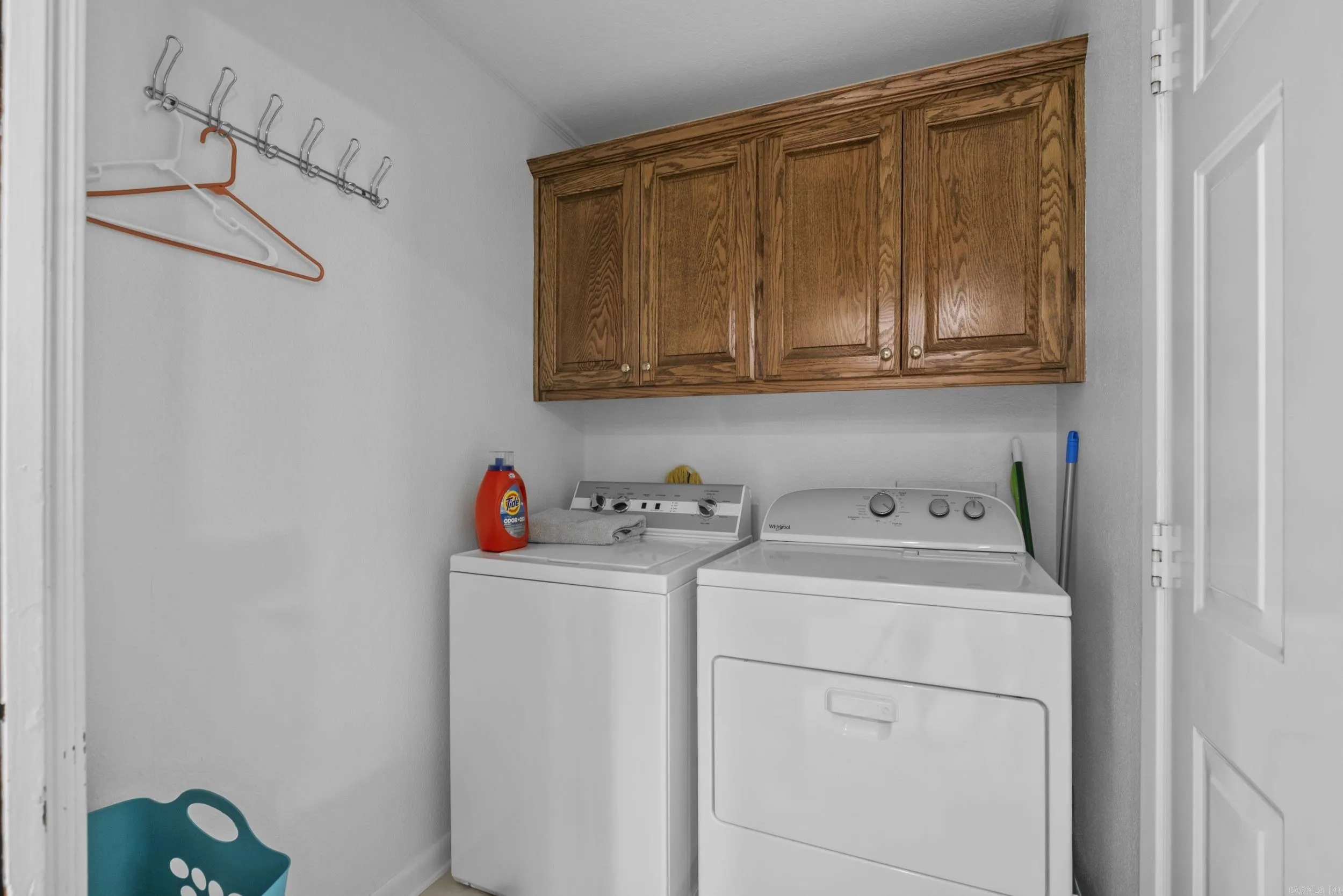 Property at 2521  Military - Image 14