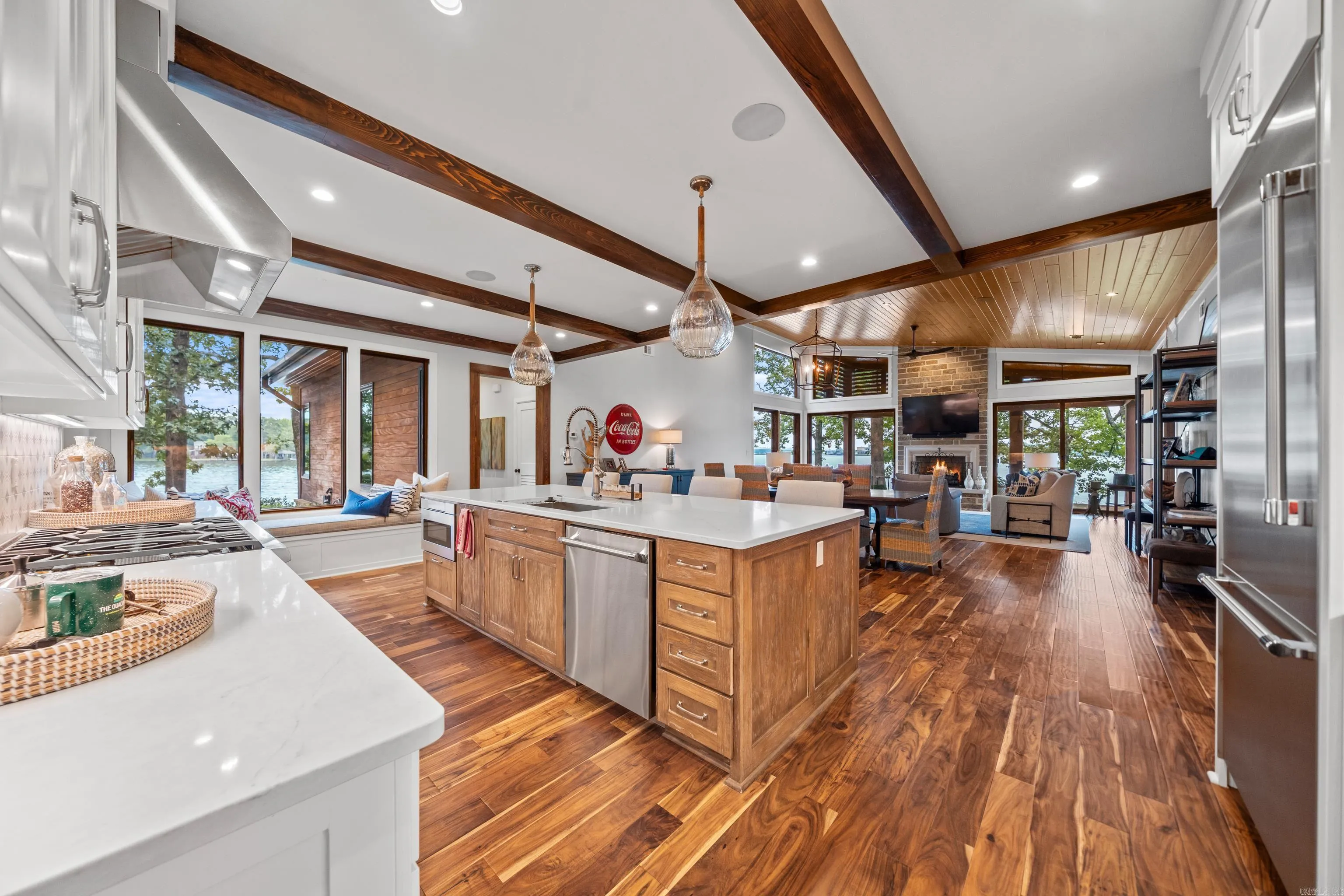 Property at 399  Housley pt - Image 18