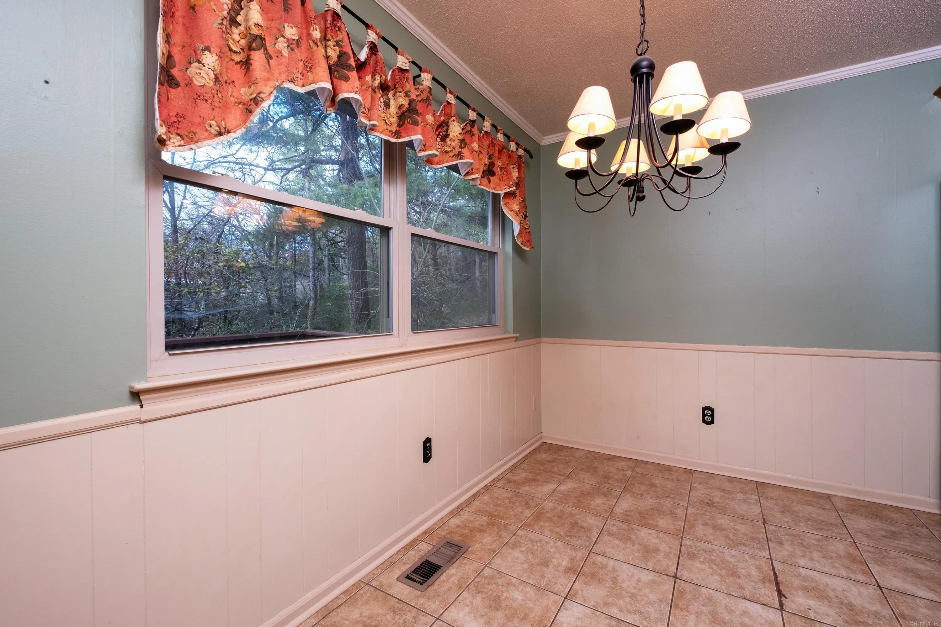 Property at 3400  Millbrook rd. - Image 12