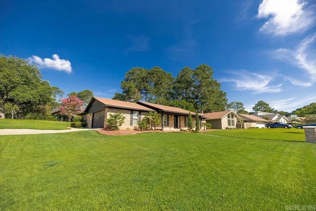 Property at 700  Woodview dr - Image 30