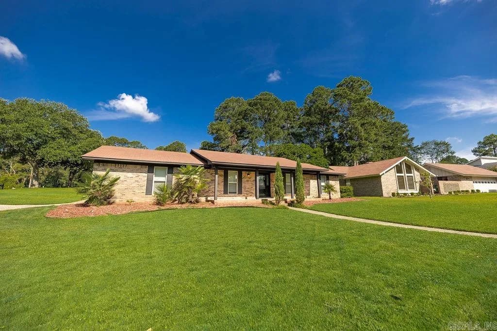 Property at 700  Woodview dr - Image 36