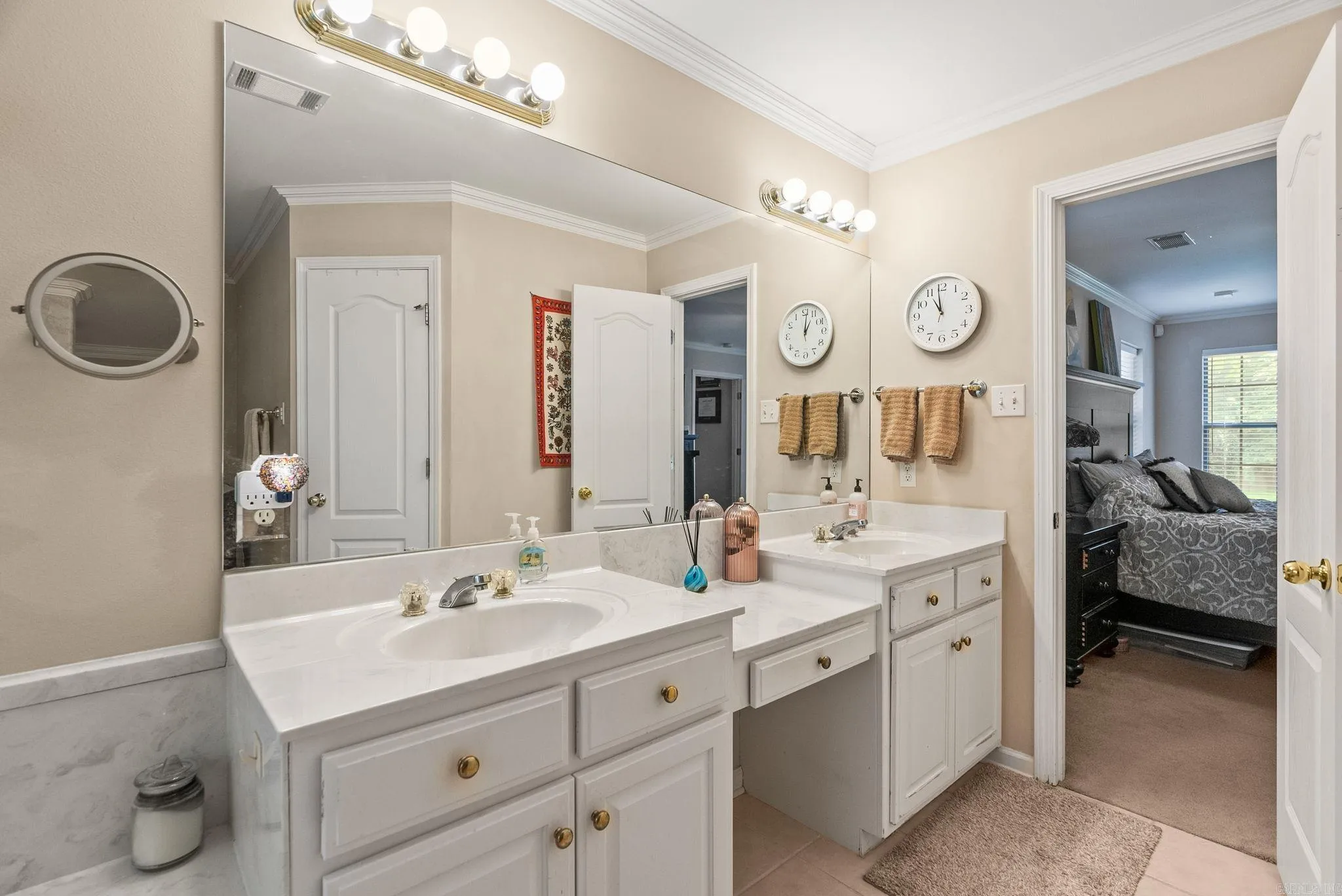 Property at 114  Charleston - Image 27