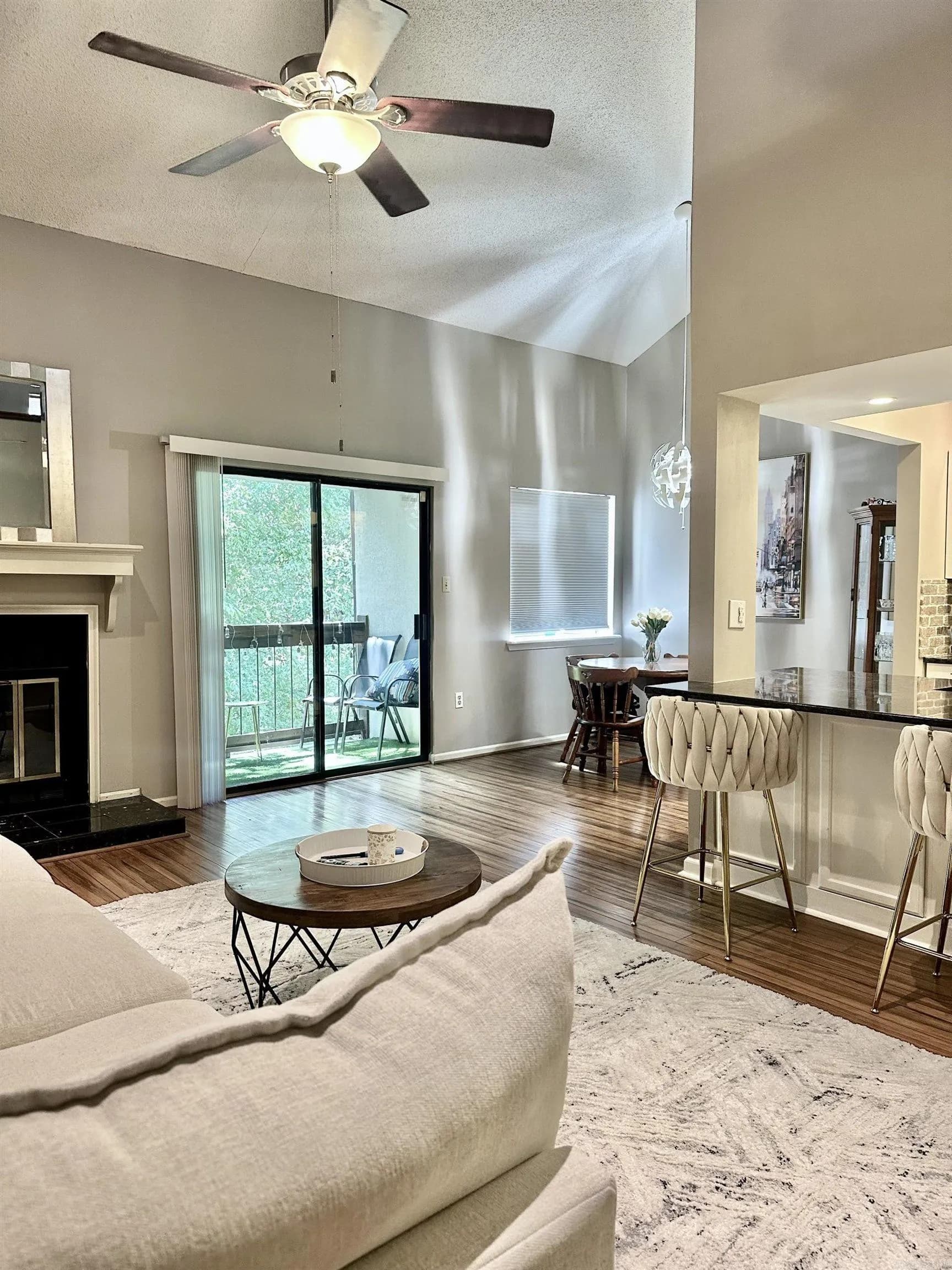 Property at 301  Kings row drive, 314 - Image 7