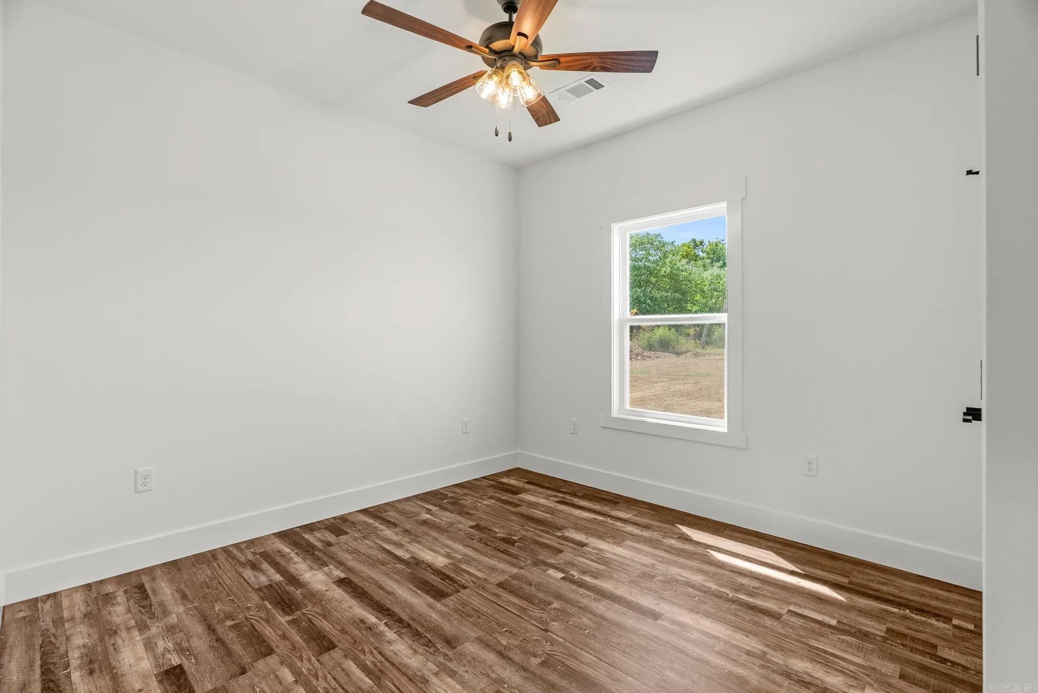 Property at 25  West cedar hill road - Image 38