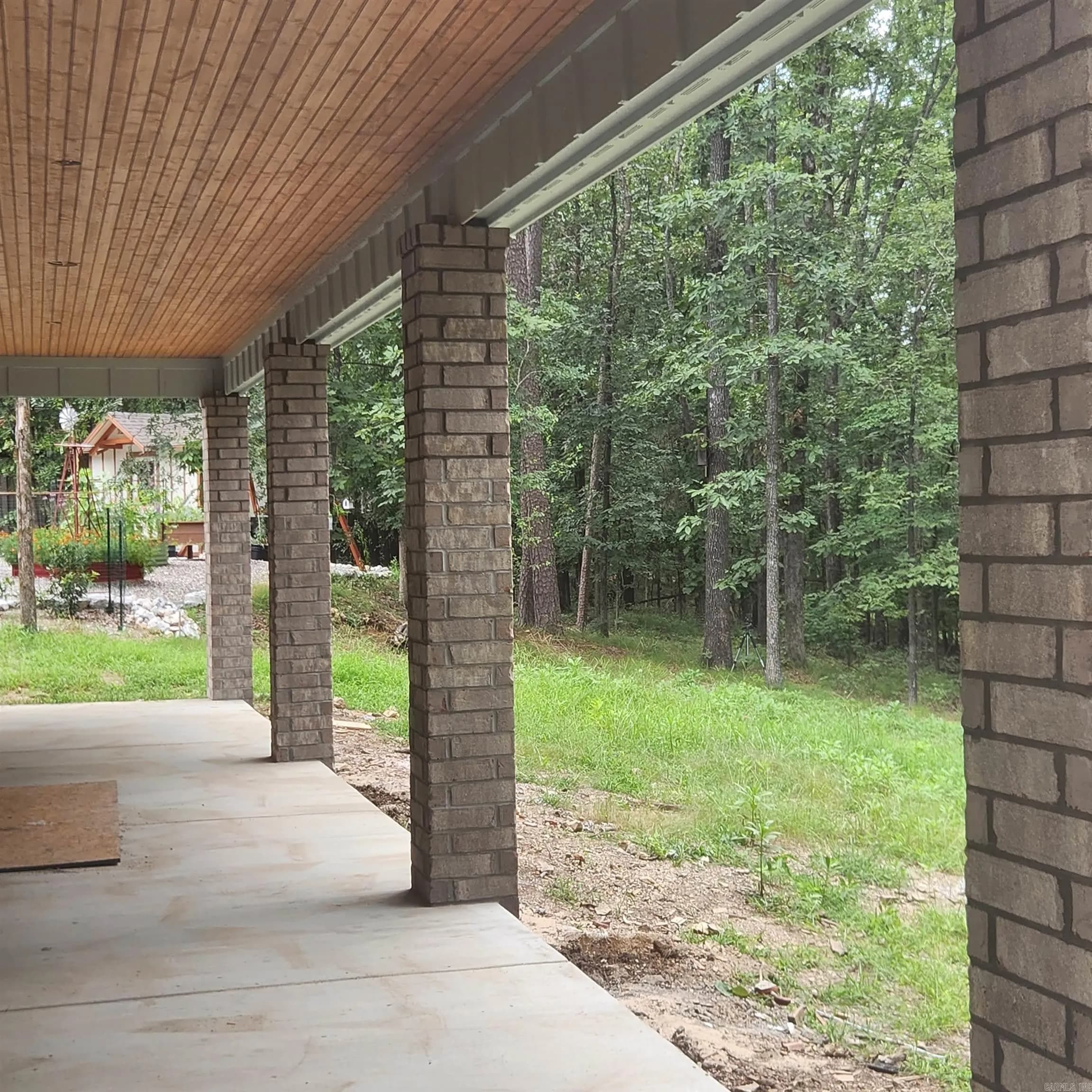 Property at 120  Stonebriar - Image 25