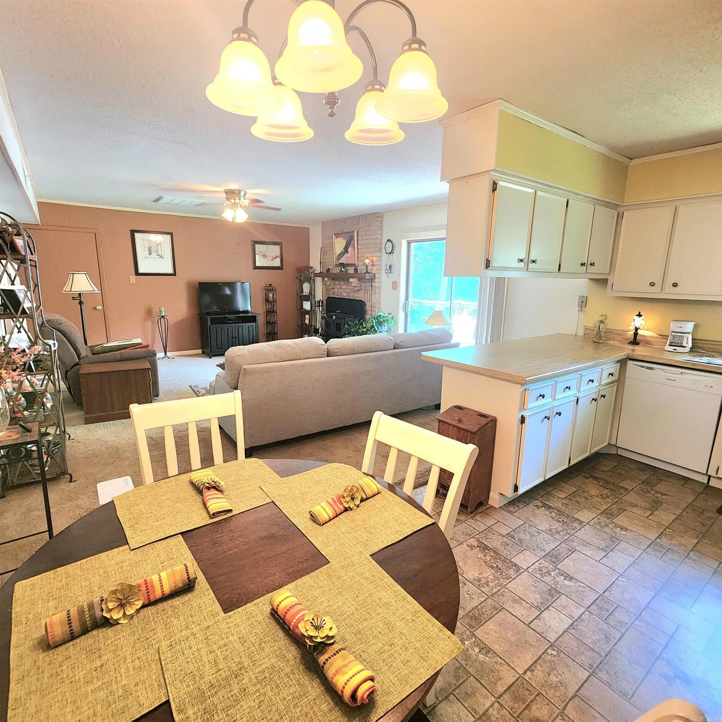 Property at 7  Primrose - Image 5