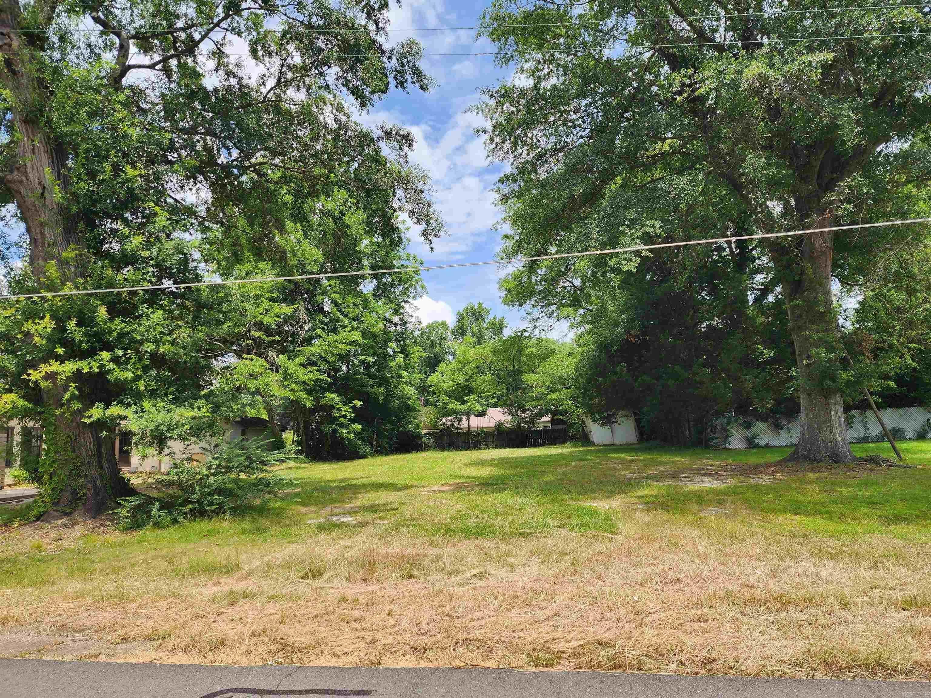 Property at 212 W High st - Image 2