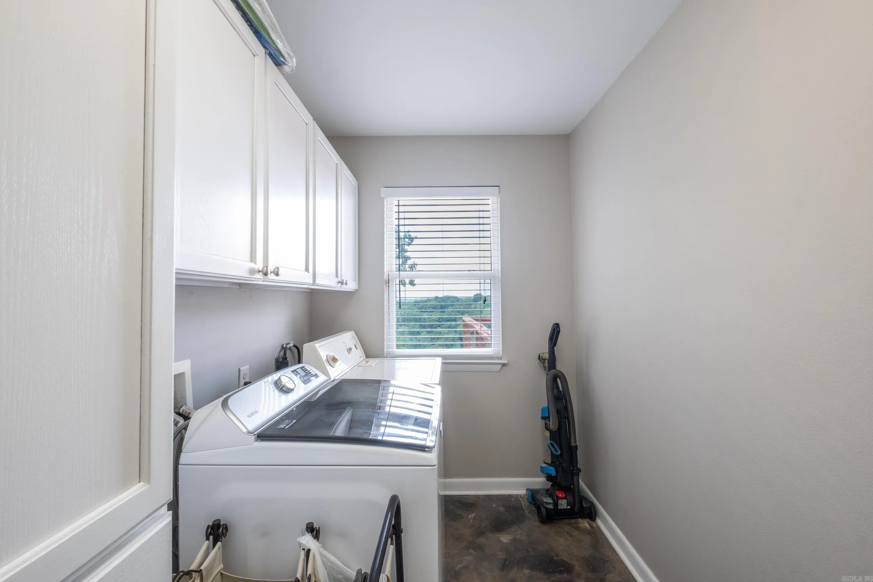 Property at 11201  Rivercrest - Image 20