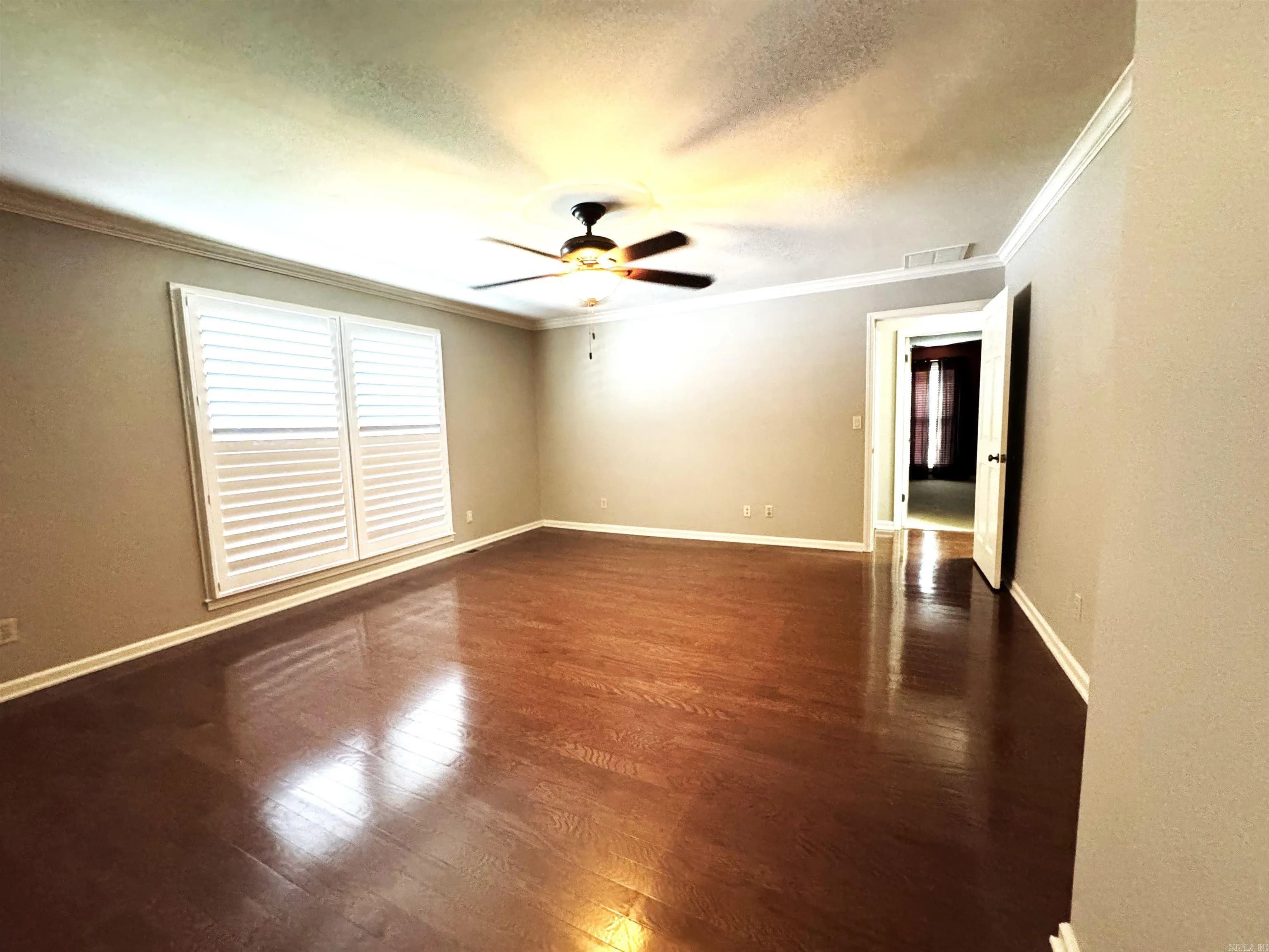 Property at 1910  Hess lane - Image 34