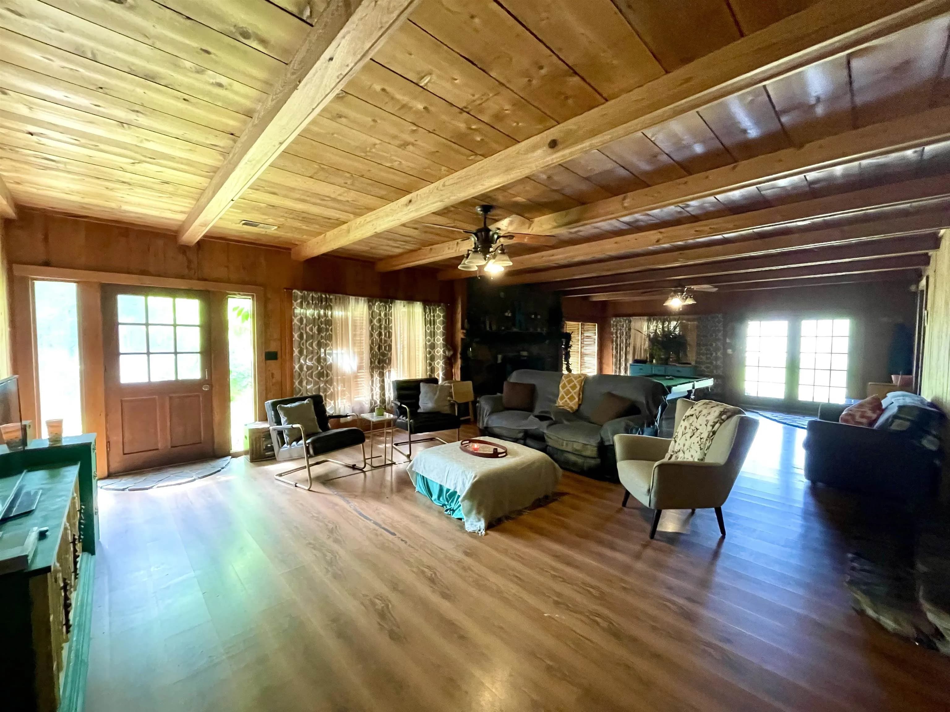Property at 108  Dianna - Image 12