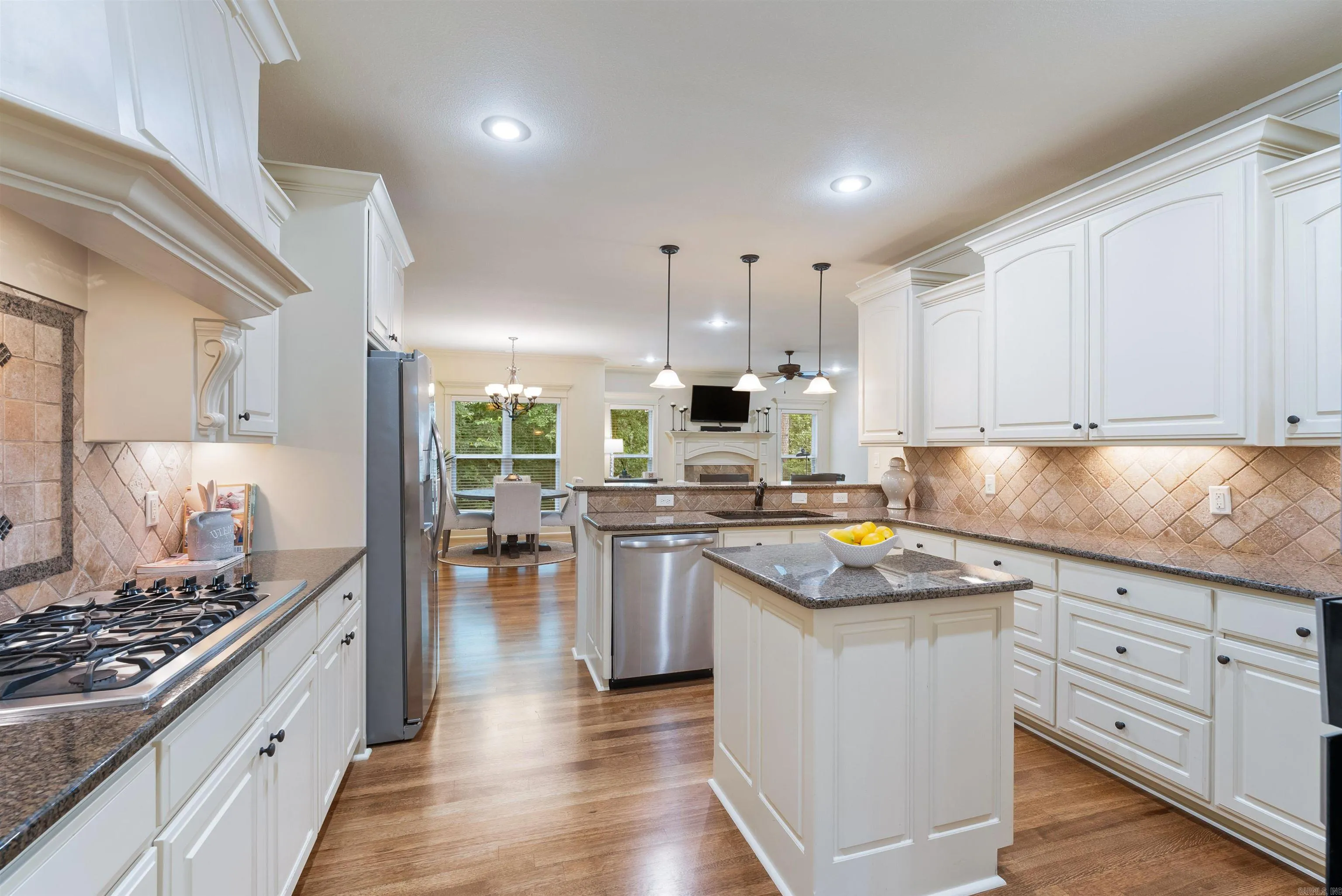 Property at 14  Catlett - Image 17