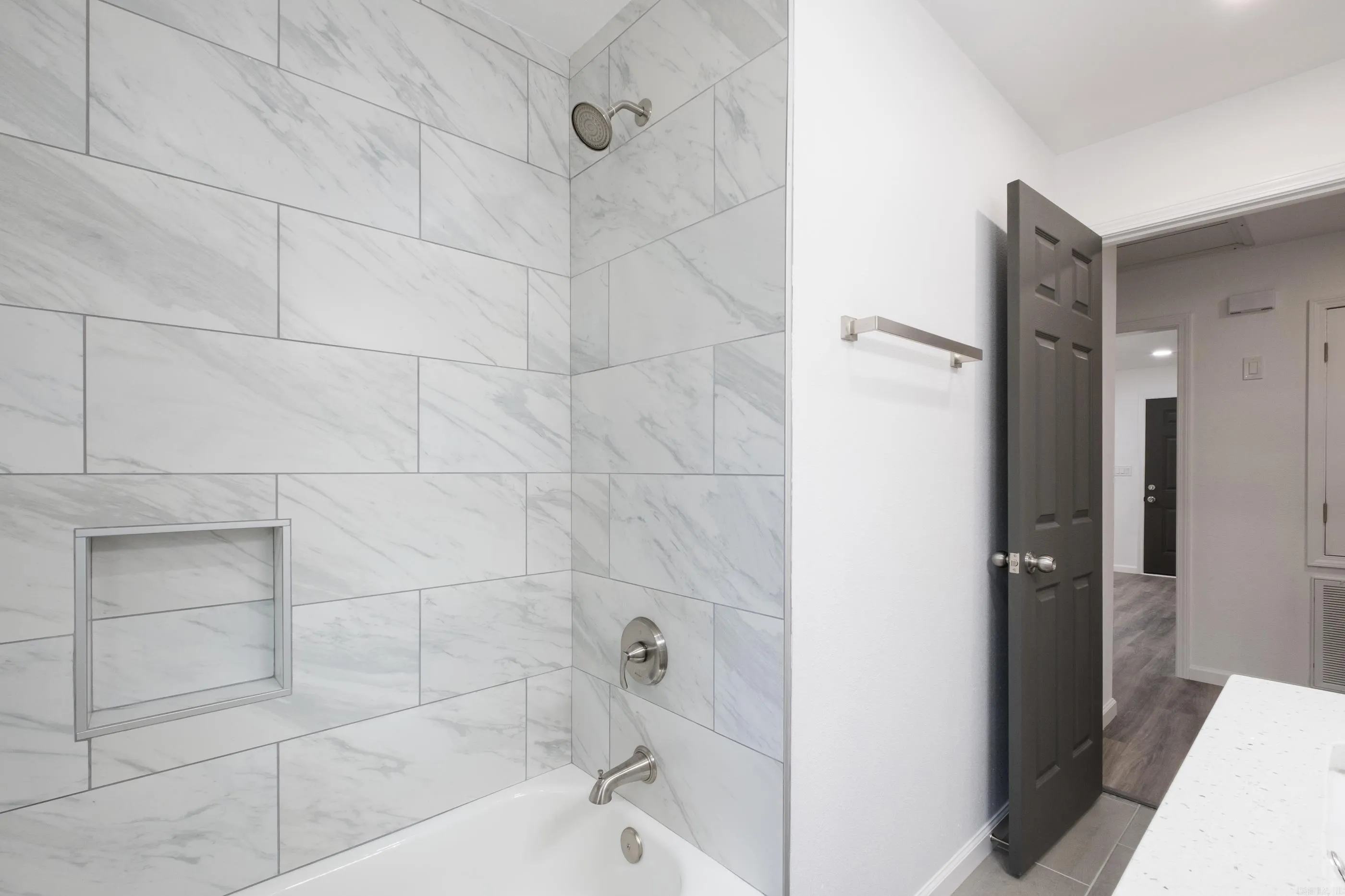 Property at 4401  Glenmere - Image 38