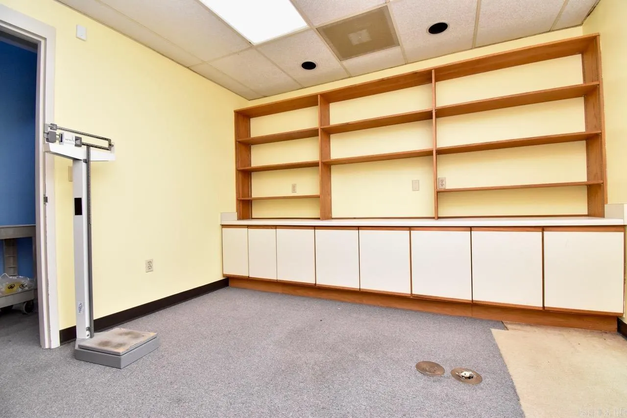 Property at 810  Newman dr.  suite a - Image 19