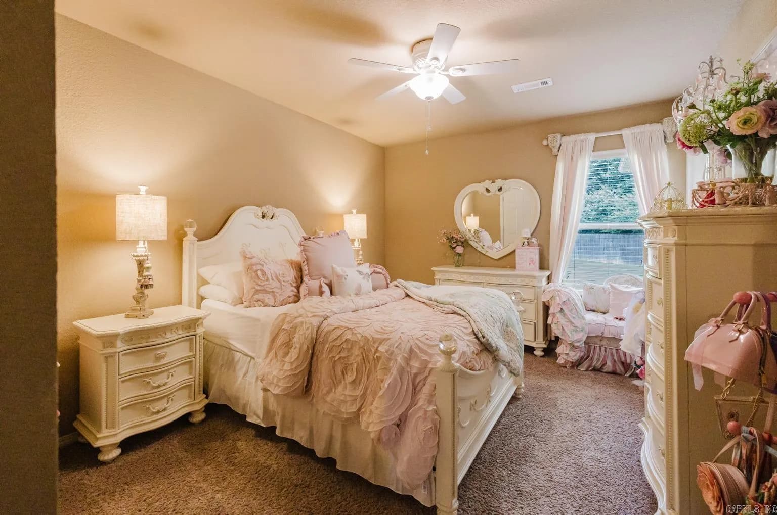 Property at 203  Crossing - Image 26