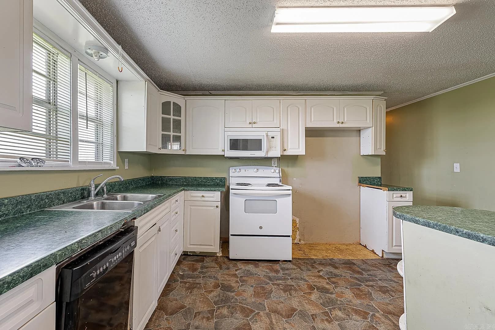Property at 4091  County road 928 - Image 6