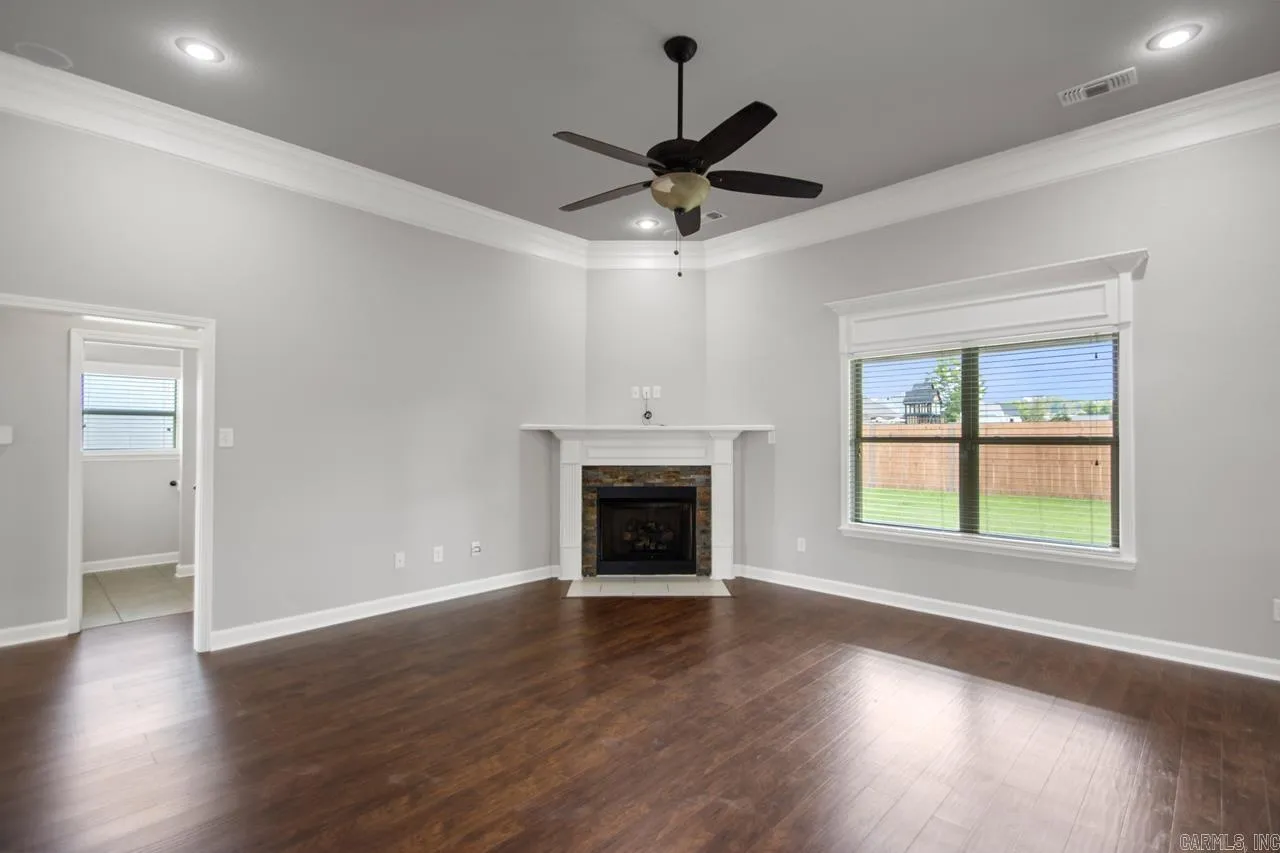Property at 141  Creekside - Image 7
