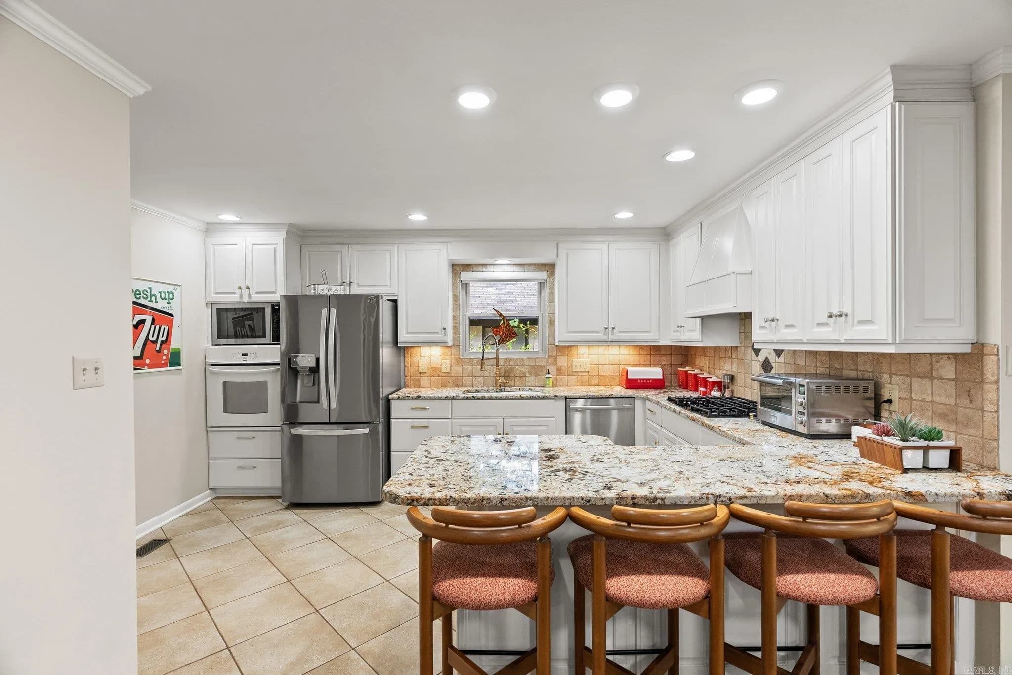 Property at 4208  Edgemere - Image 21