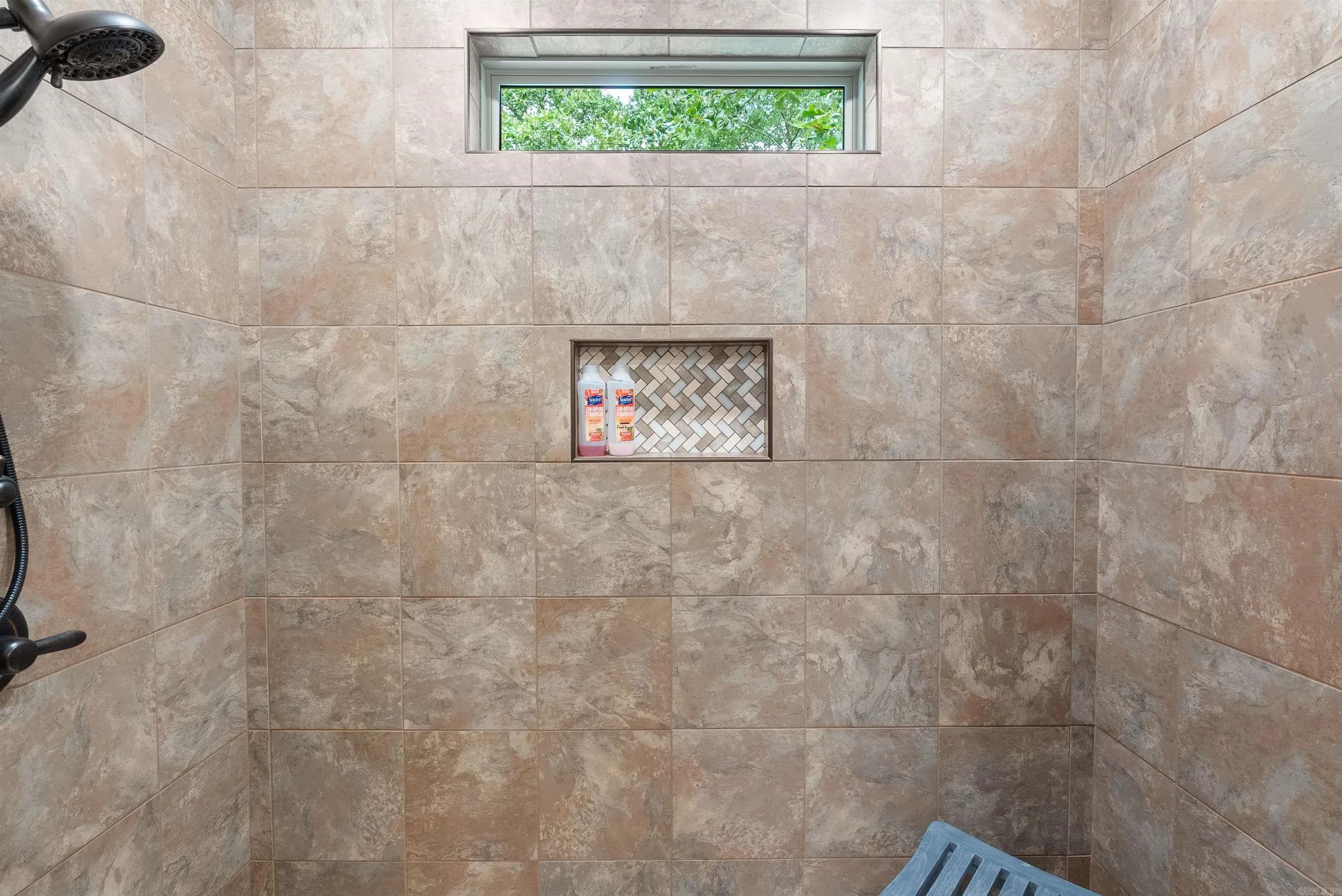 Property at 9 N Springhill - Image 40