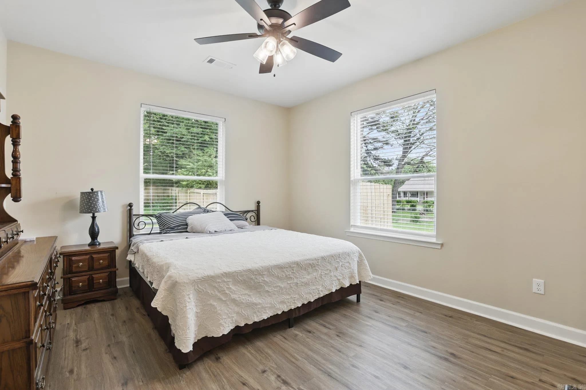 Property at 712 W Ashley - Image 12
