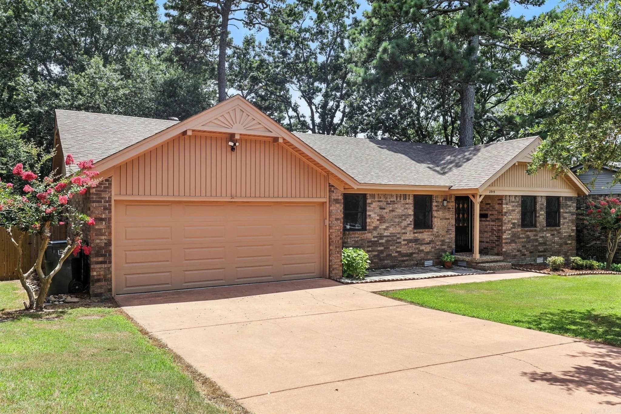 Property at 2919  Misty - Image 42