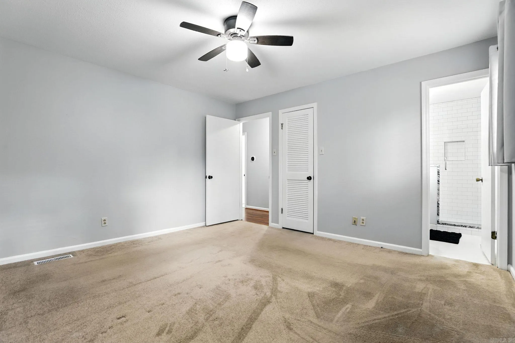Property at 2919  Misty - Image 19