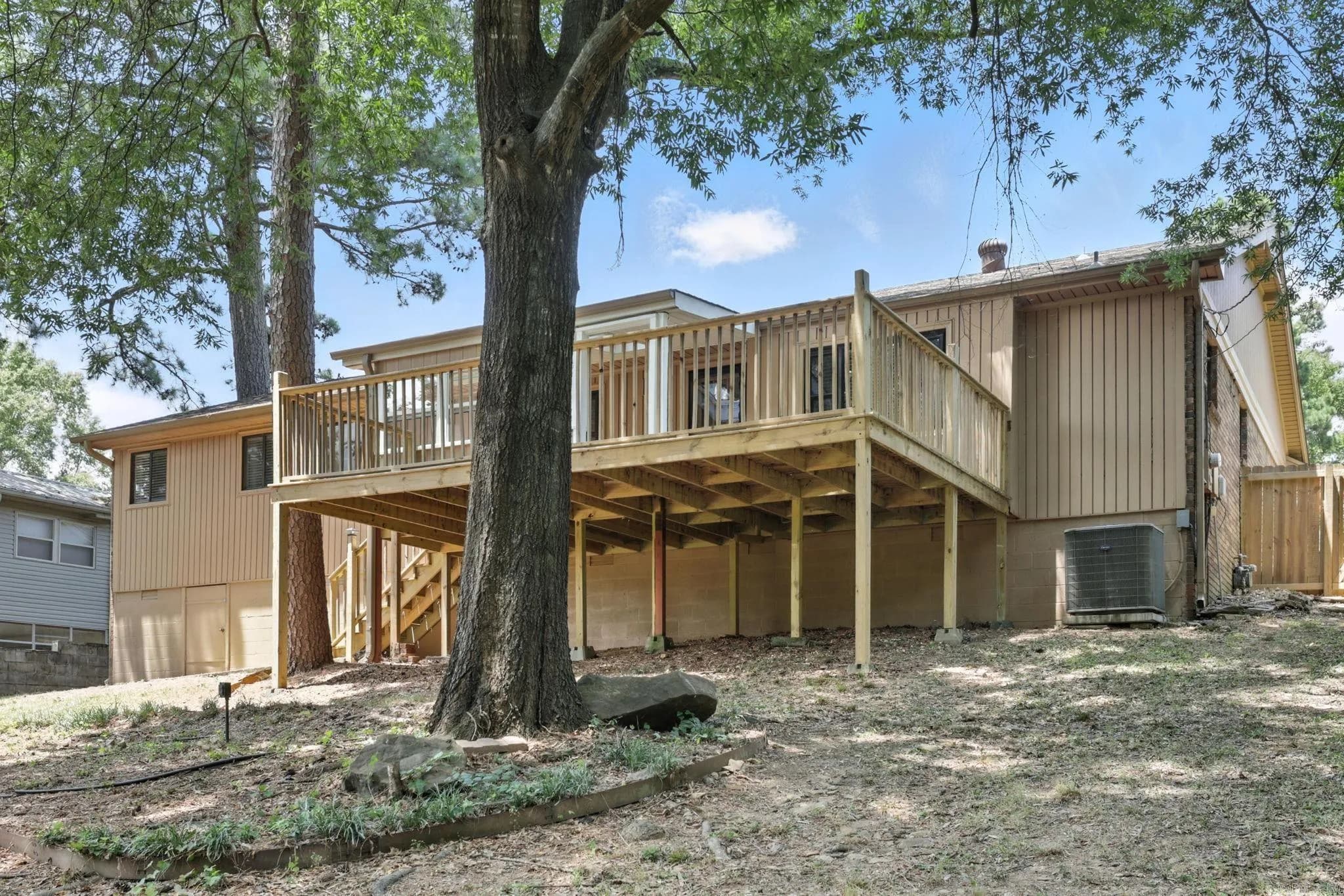 Property at 2919  Misty - Image 40