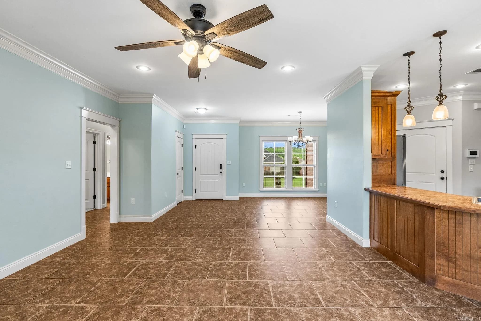 Property at 1325 N Edge valley - Image 5