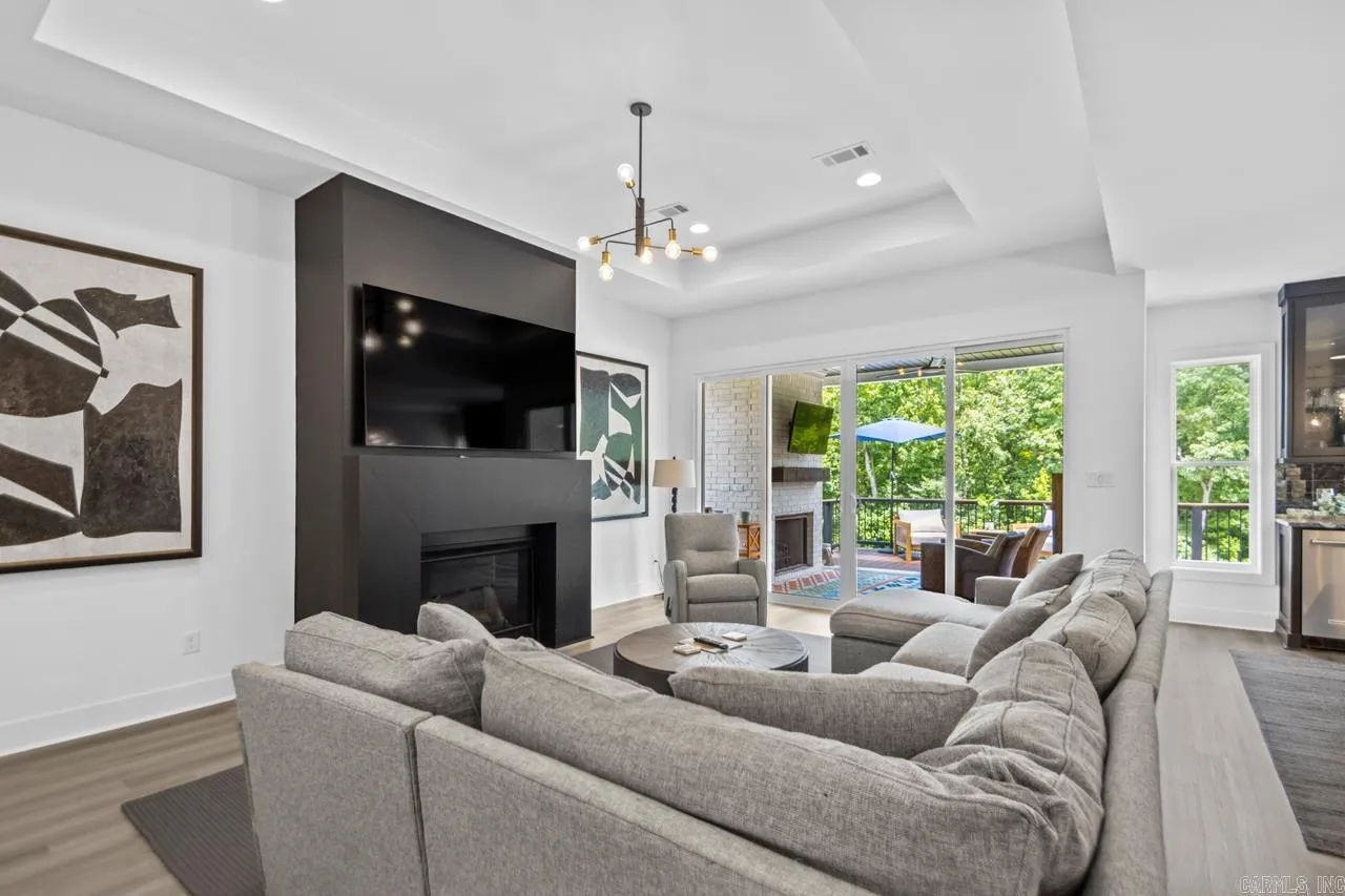 Property at 61  Saffron - Image 12
