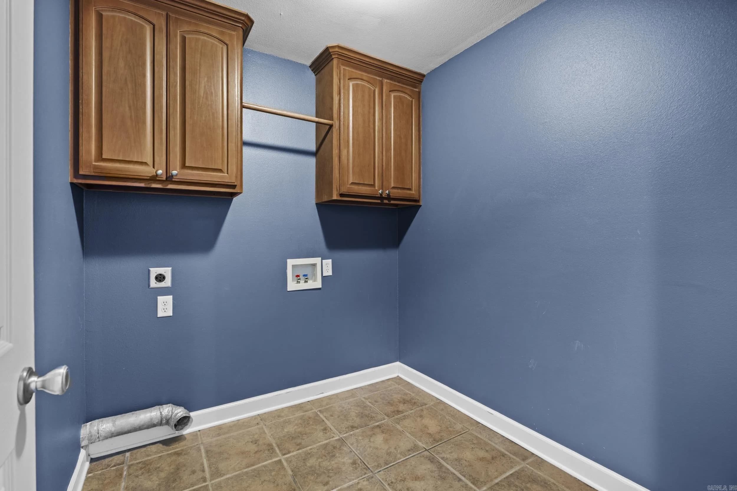 Property at 118  Lakeland - Image 21