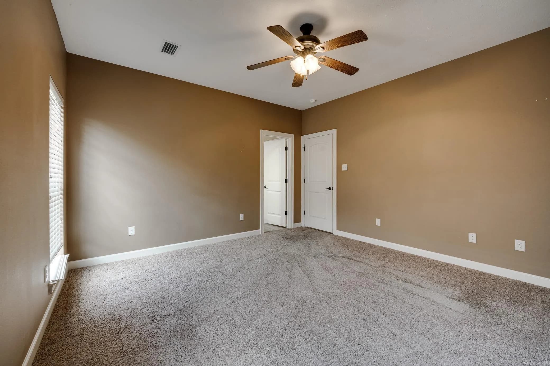 Property at 62  Oak tree - Image 18