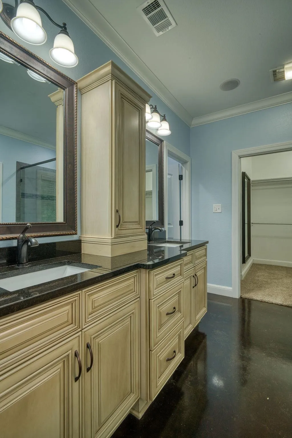 Property at 3501  Burdyshaw - Image 19