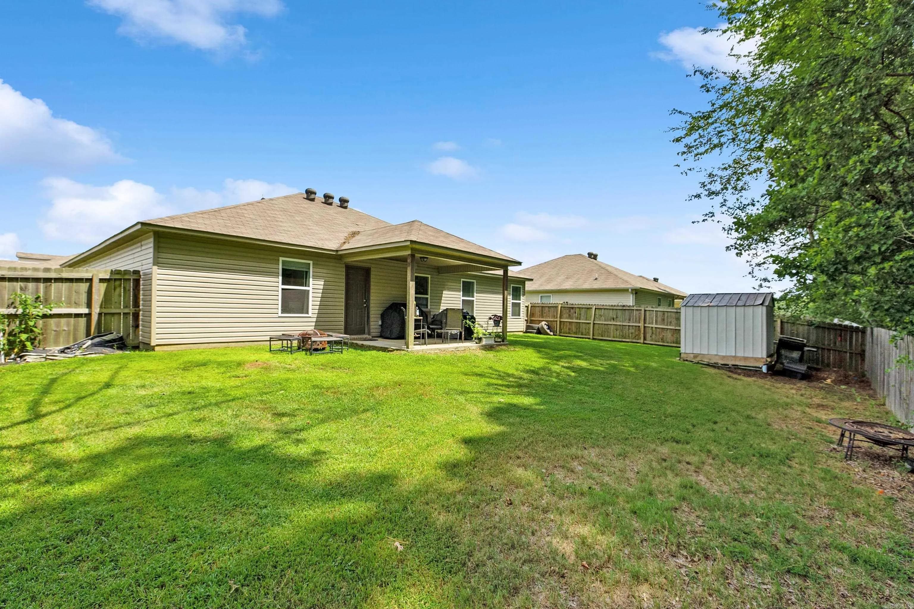 Property at 6480  Amalie drive - Image 31