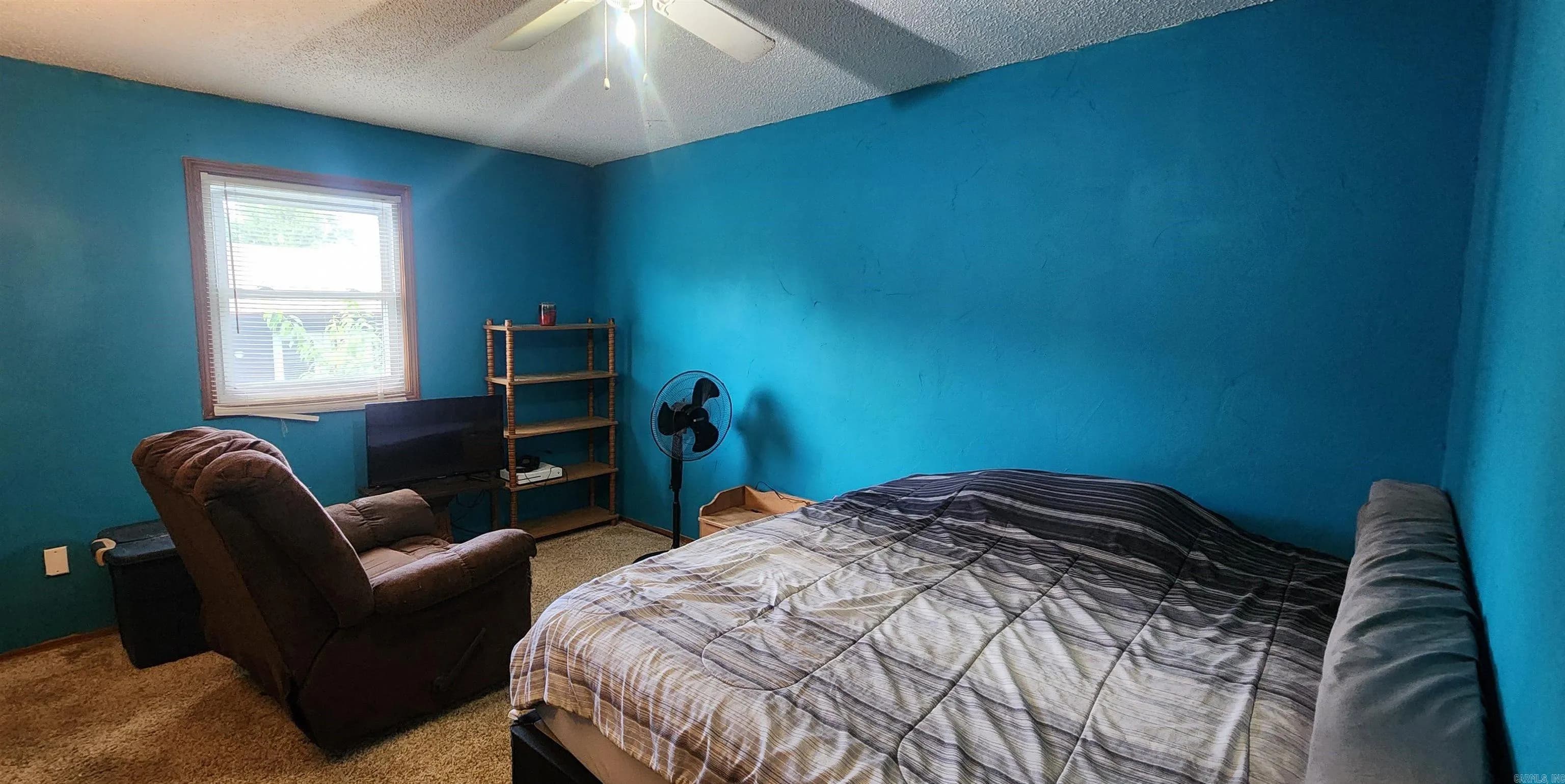 Property at 701  Sierra drive - Image 18