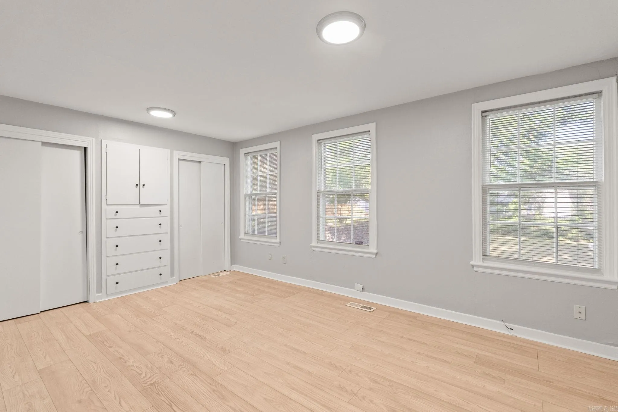 Property at 1704 S Fillmore - Image 23
