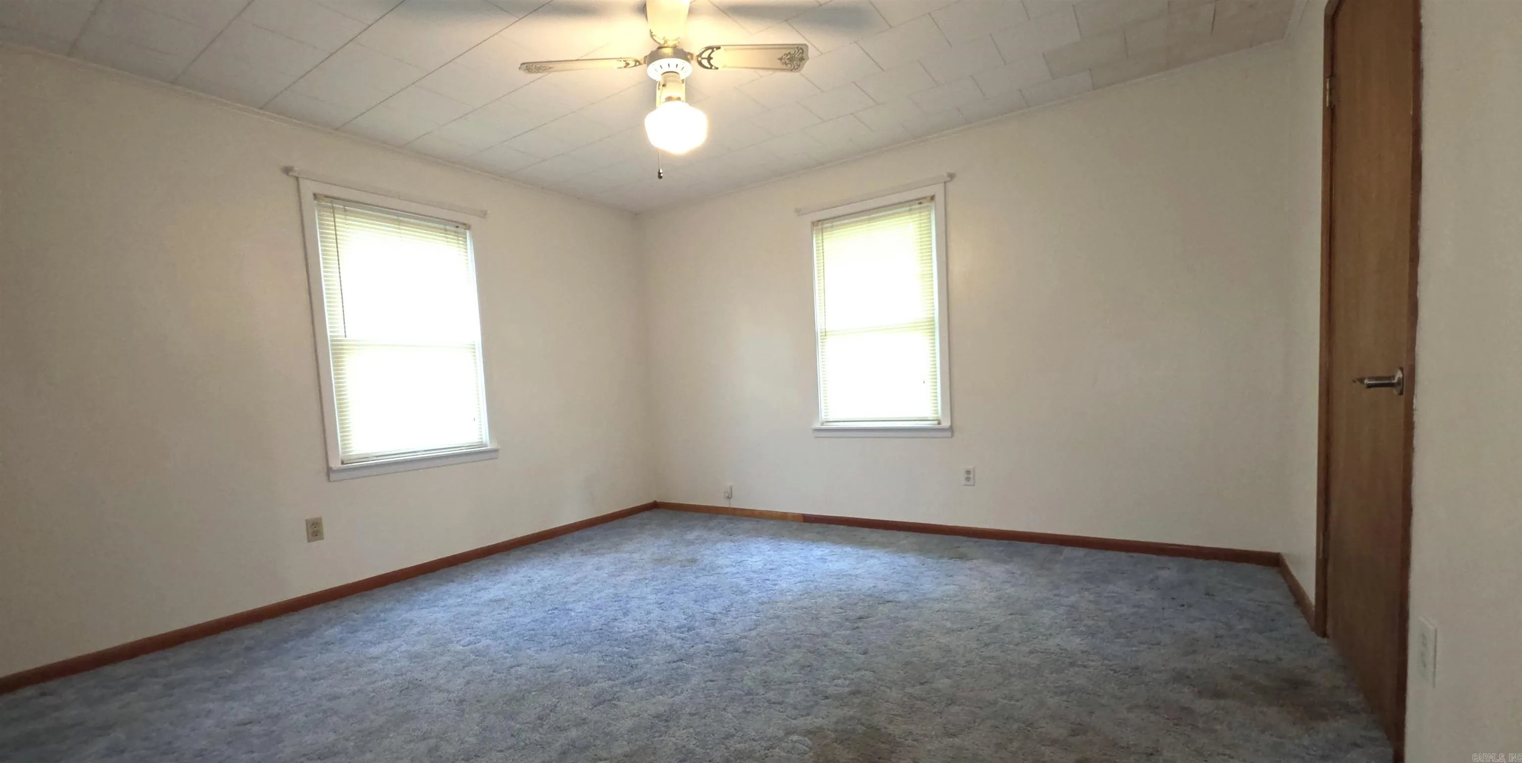 Property at 1201 E Court - Image 20