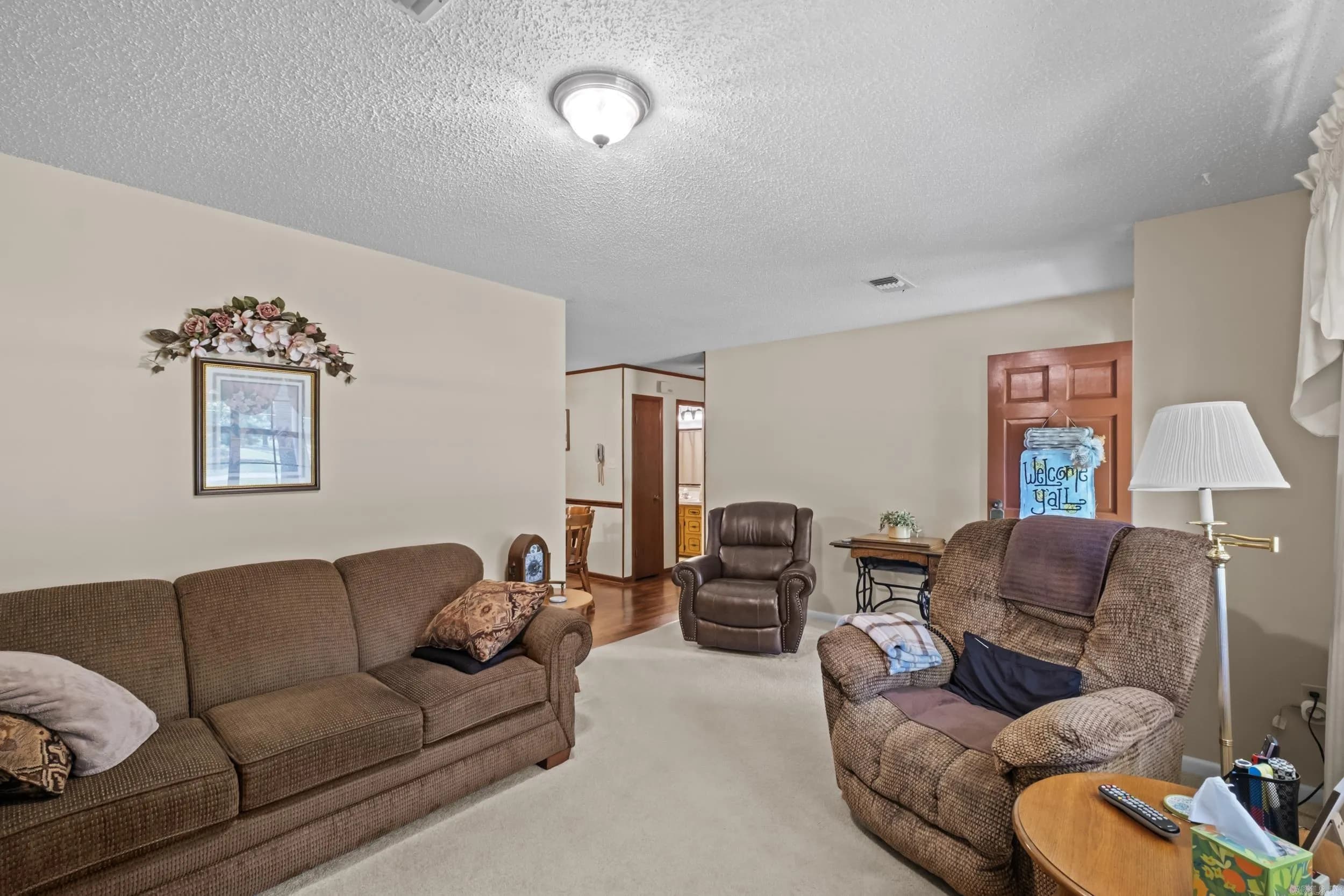 Property at 128 N Valley - Image 4