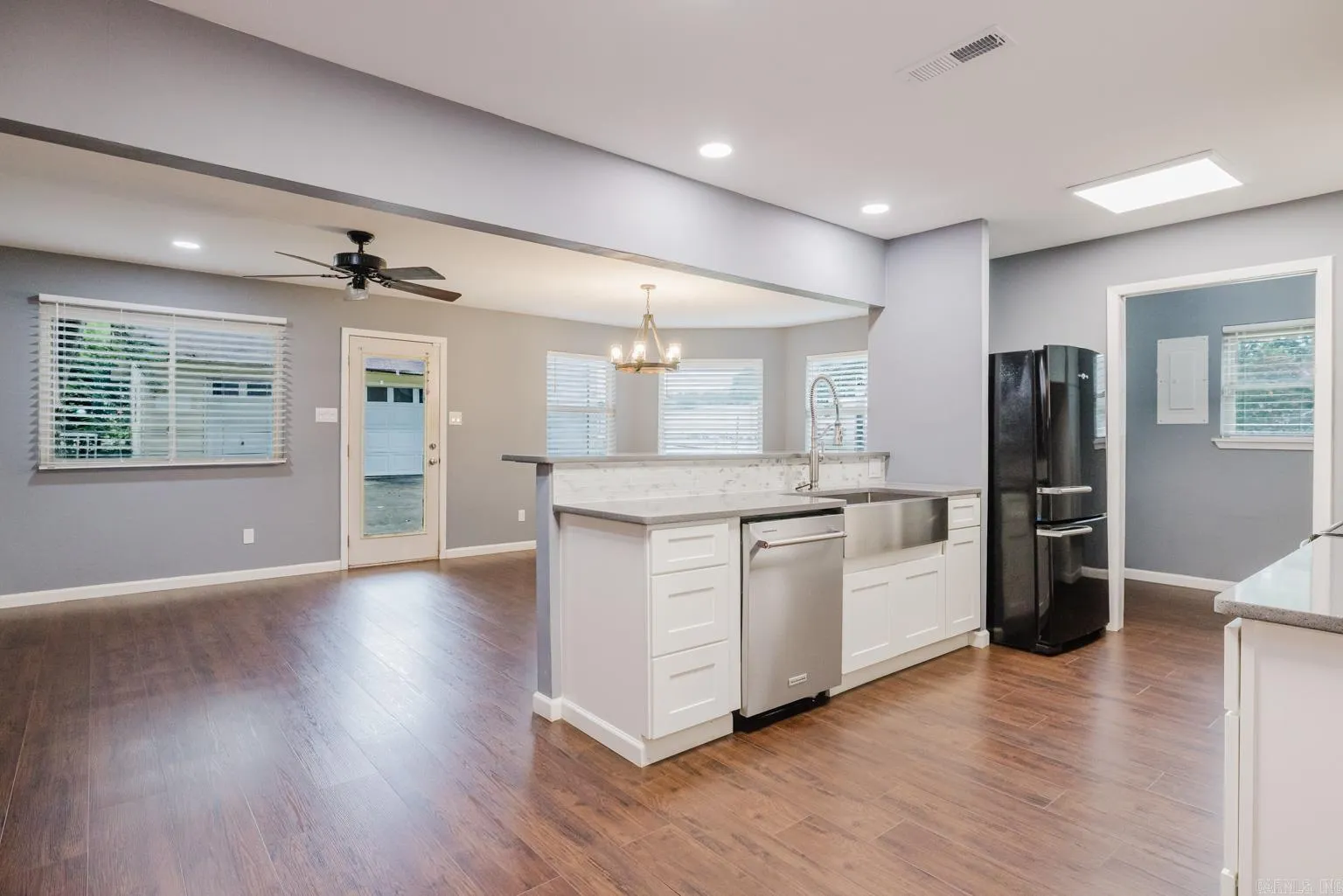 Property at 2412  Denise - Image 11